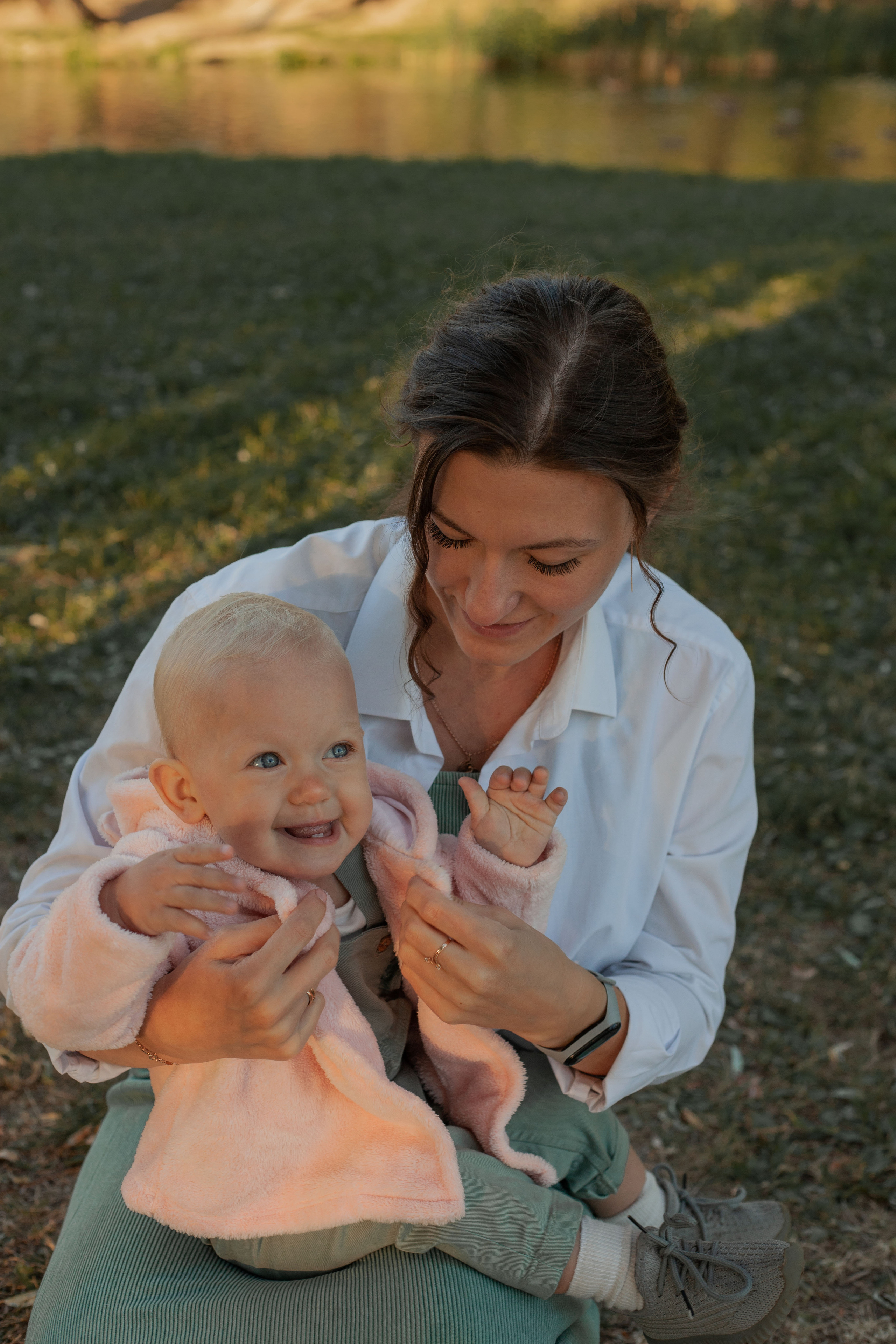 Семейная прогулка в парке. Фотограф видеограф Ольга Василевская