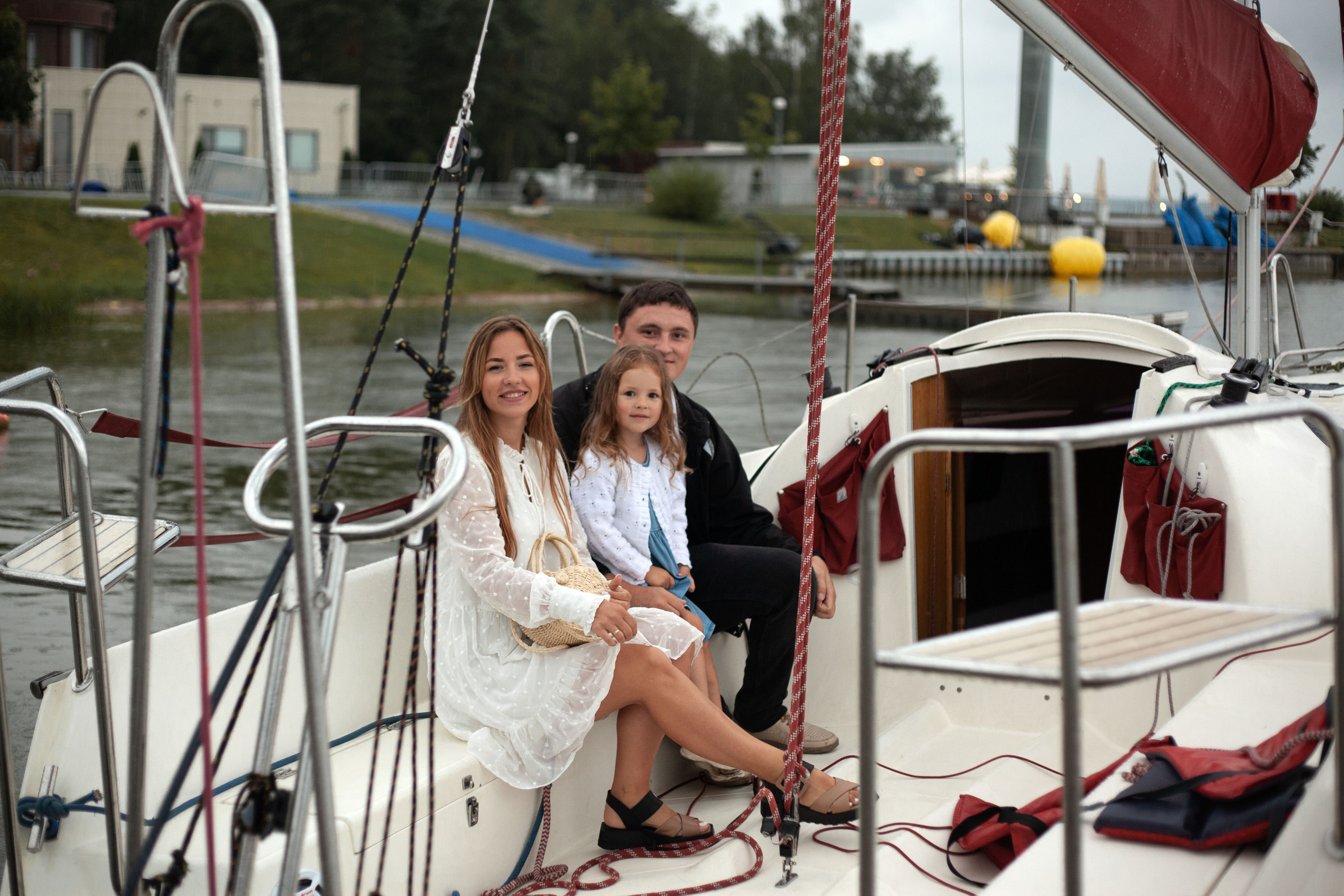 Семейная фотосессия на яхте. Фотограф видеограф Ольга Василевская