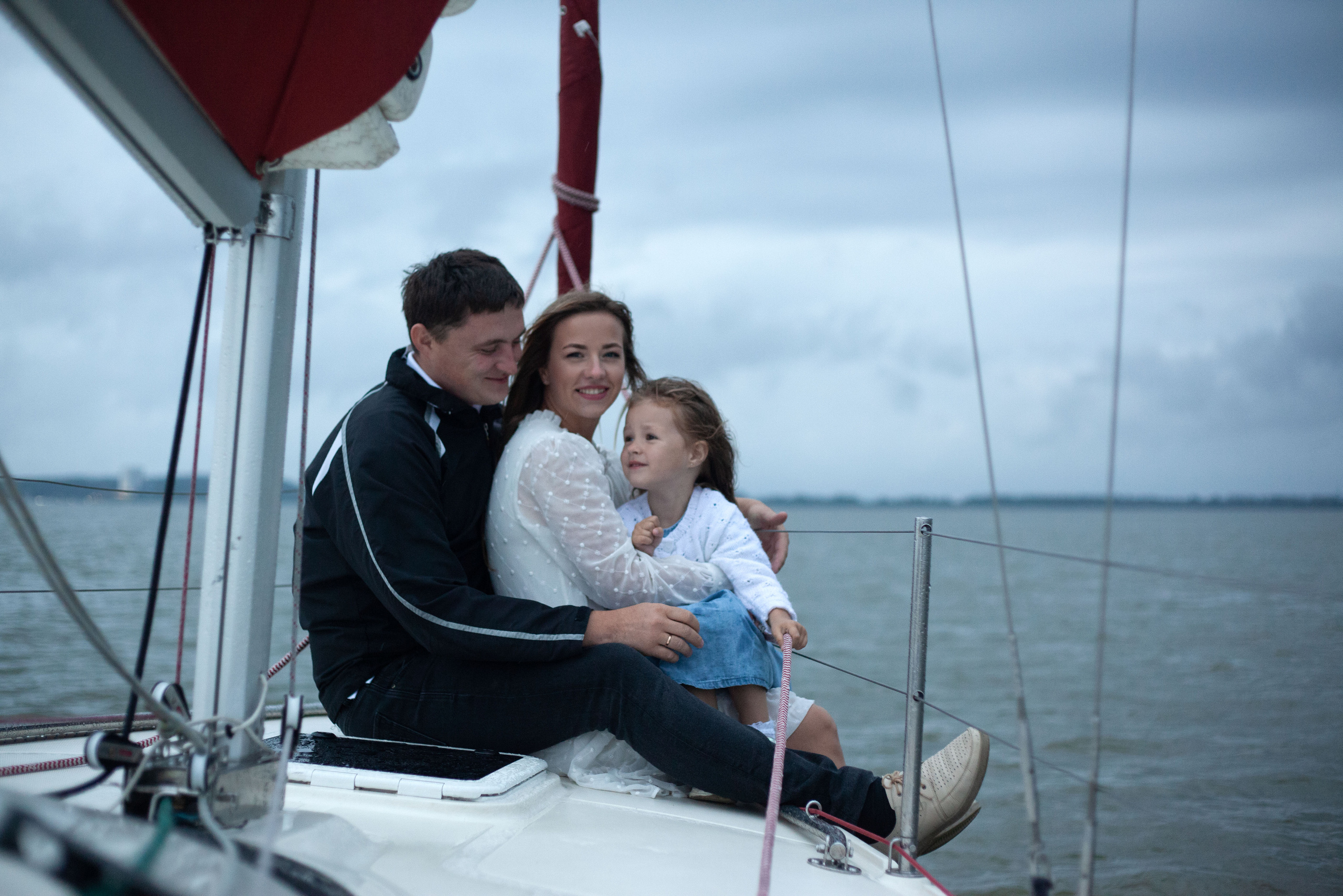 Семейная фотосессия на яхте. Фотограф видеограф Ольга Василевская