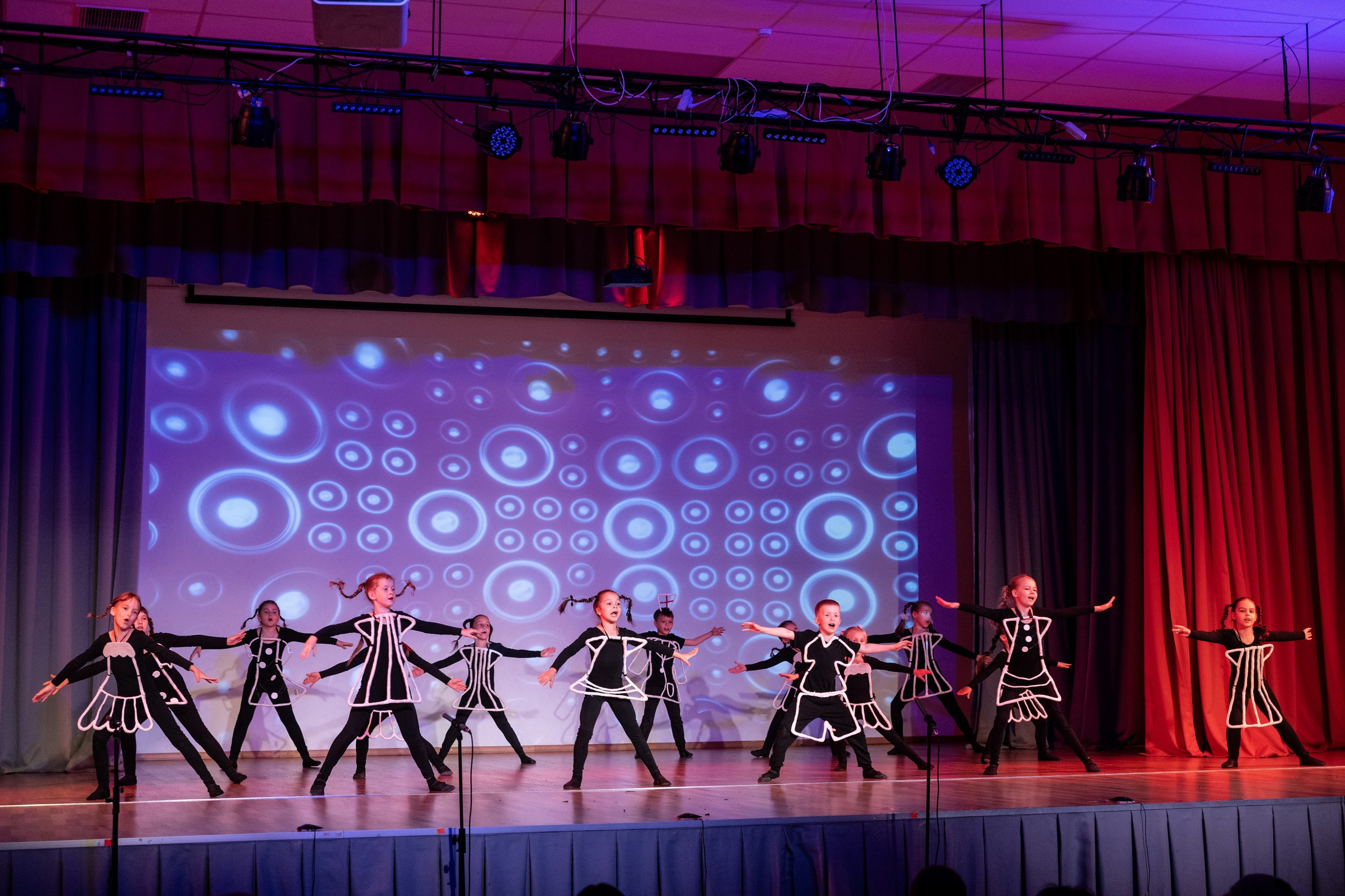 Репортажная фотосъёмка отчетного концерта. Семейный фотограф в Самаре Елена Ефимова