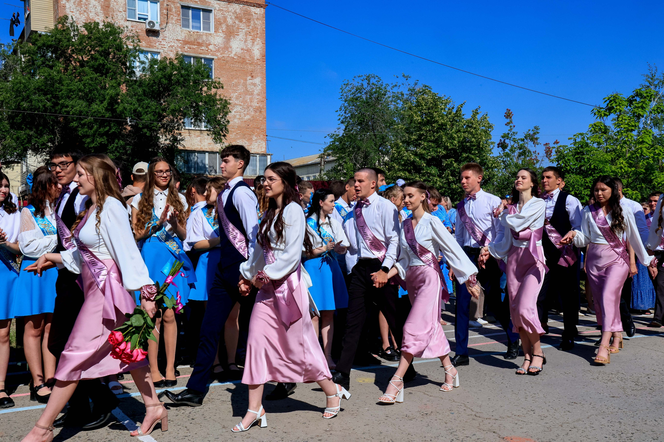 ШКОЛА ПОСЛЕДНИЙ ЗВОНОК. Свадебный фотограф — видеограф в г. Астрахань Екатерина Юмашева