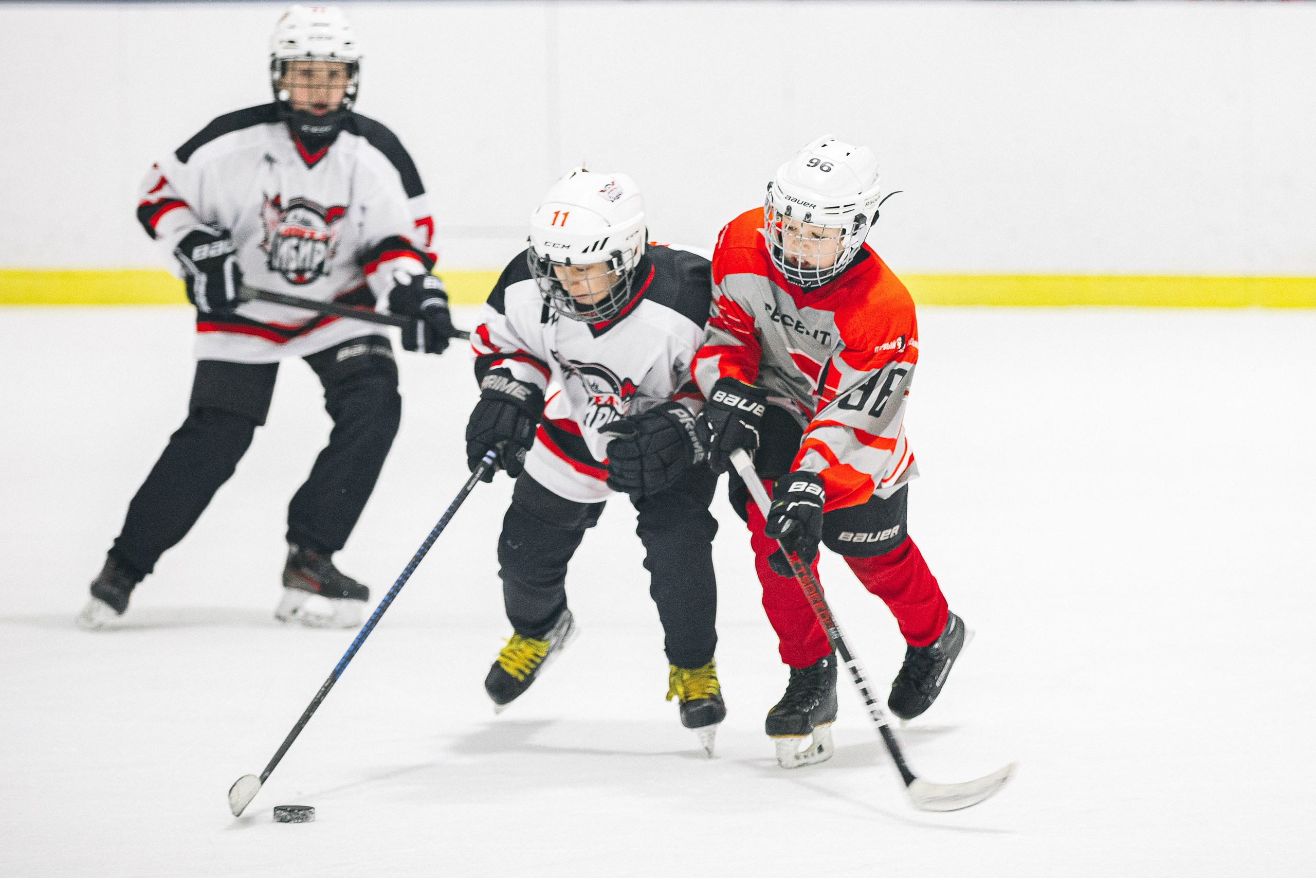 Первенство Тюмени по хоккею. MIG — студия спортивной фотографии Михаила Голянского