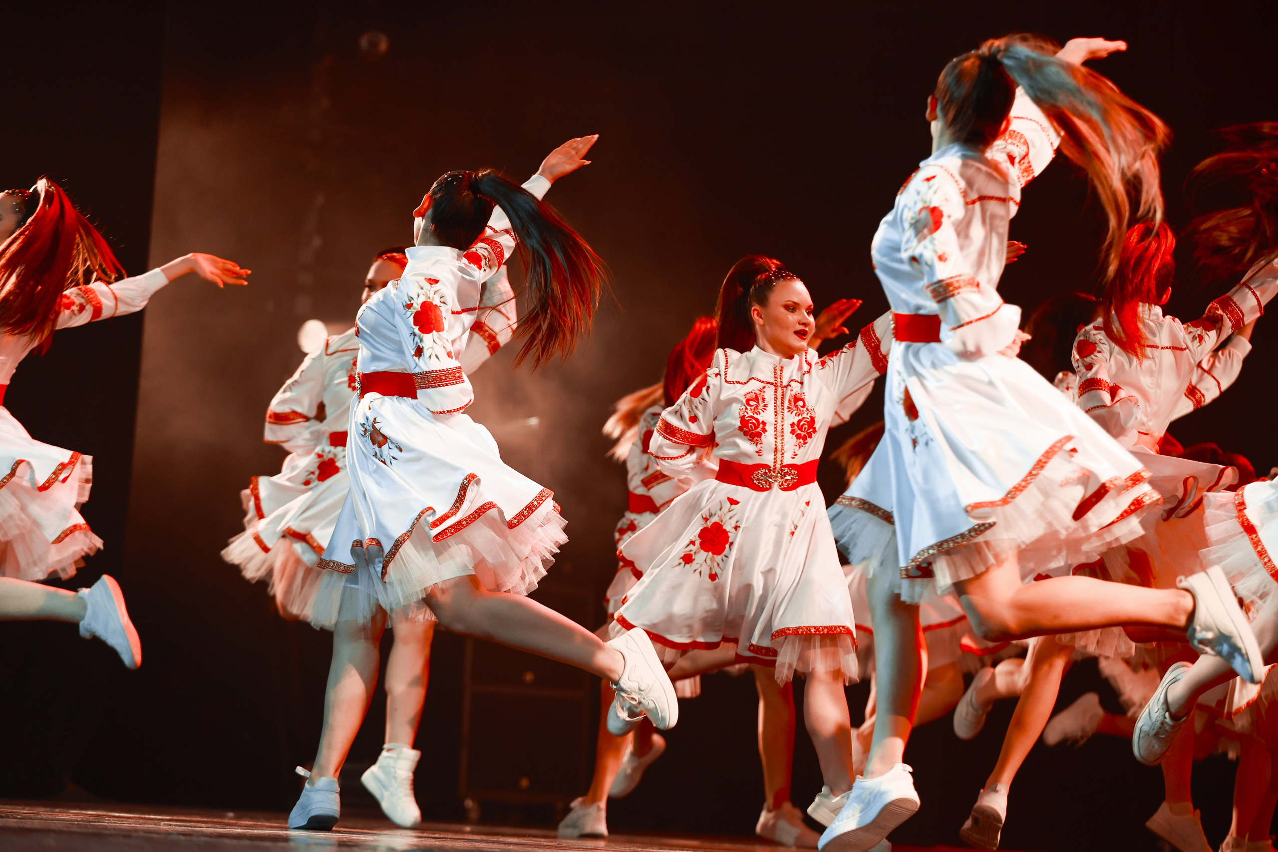 TODES Новогодняя перезагрузка 2024. MIG — студия спортивной фотографии Михаила Голянского