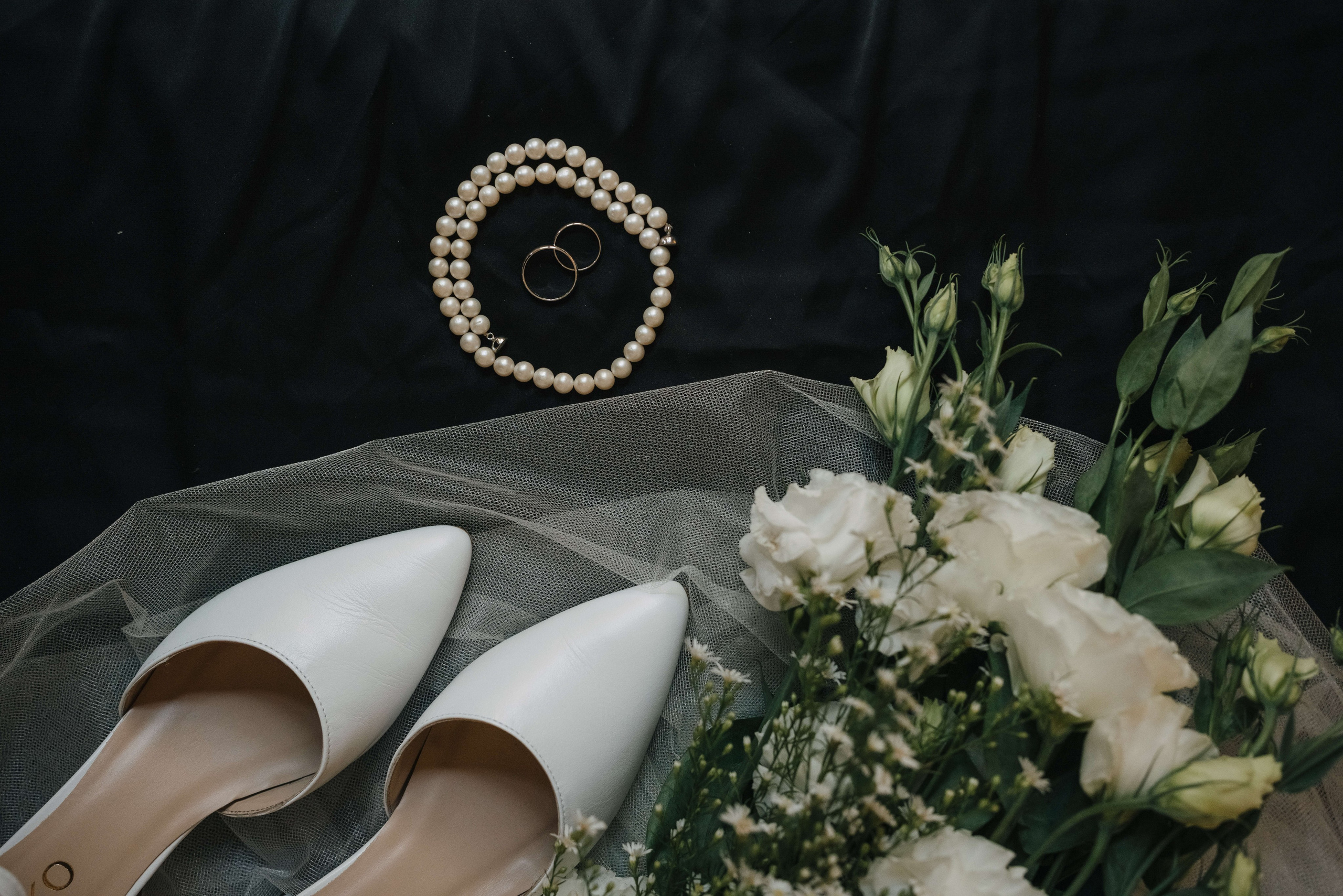 Свадебная прогулка Анны и Игоря. Портретный и свадебный фотограф в Тбилиси • xeniqo