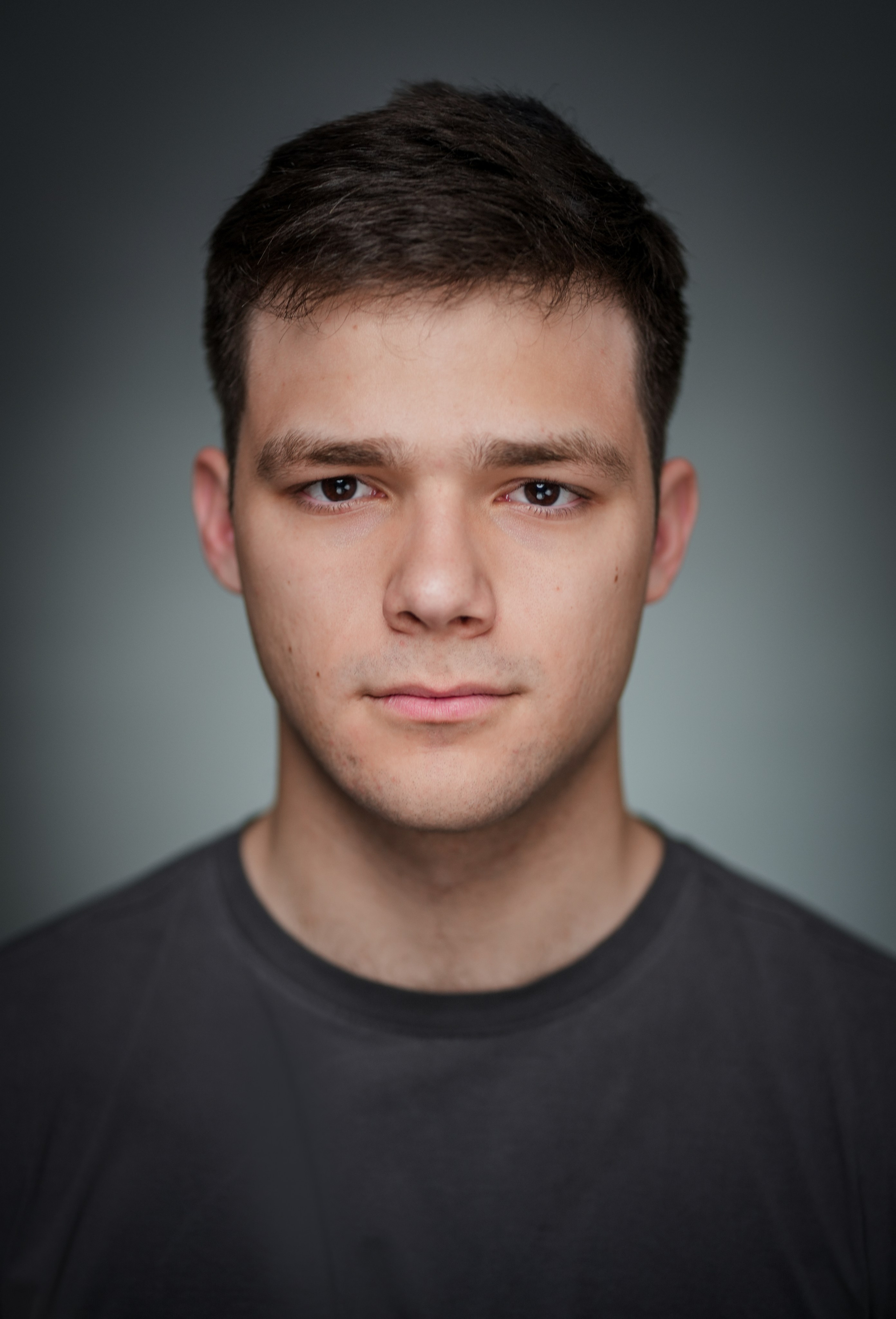 Актер Александр Овчаров. Съёмка актёрского портфолио в Москве, фотограф Игорь Фомин
