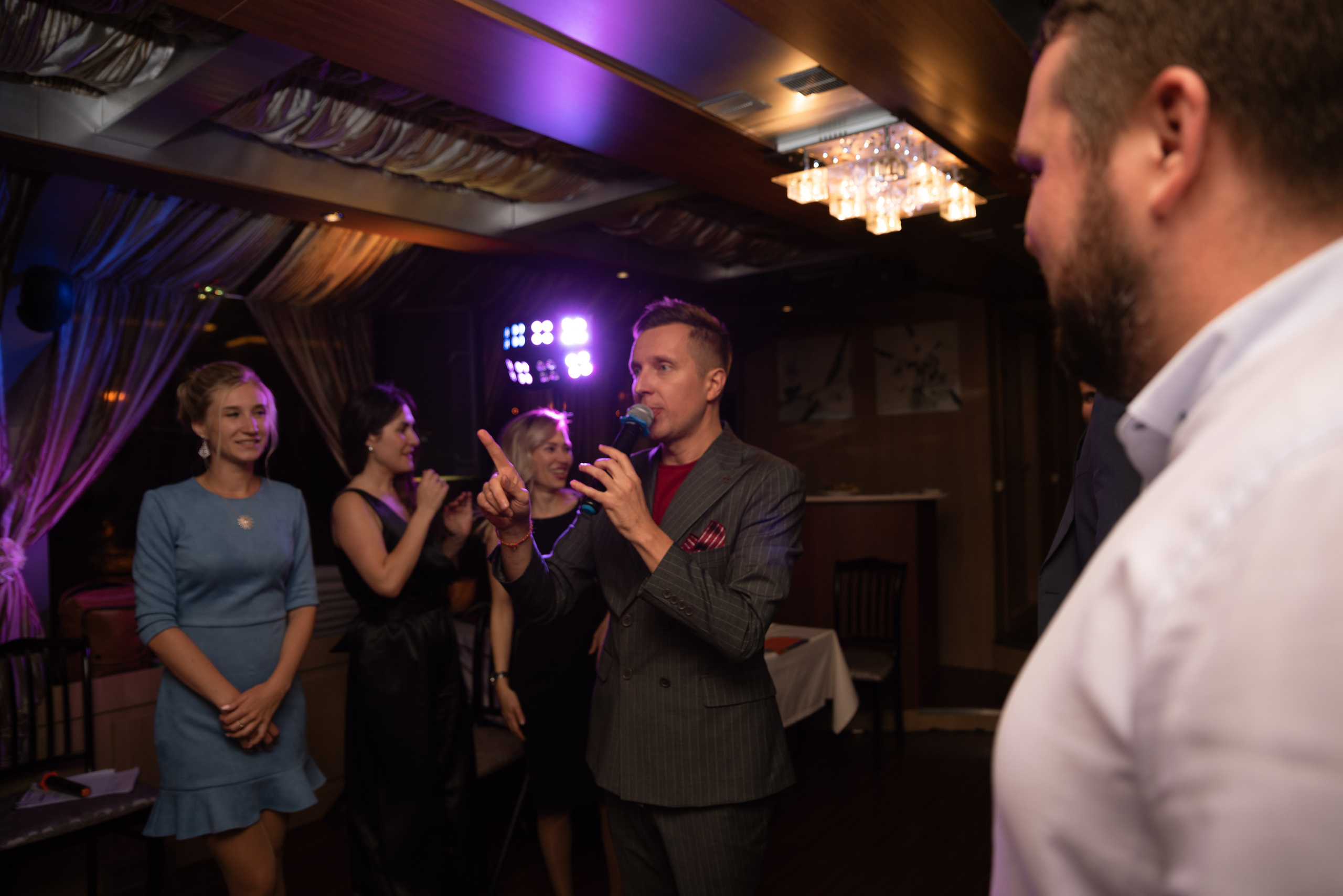 Лиза и Лёша. Ведущий на свадьбу в Москве Зубков Алексей