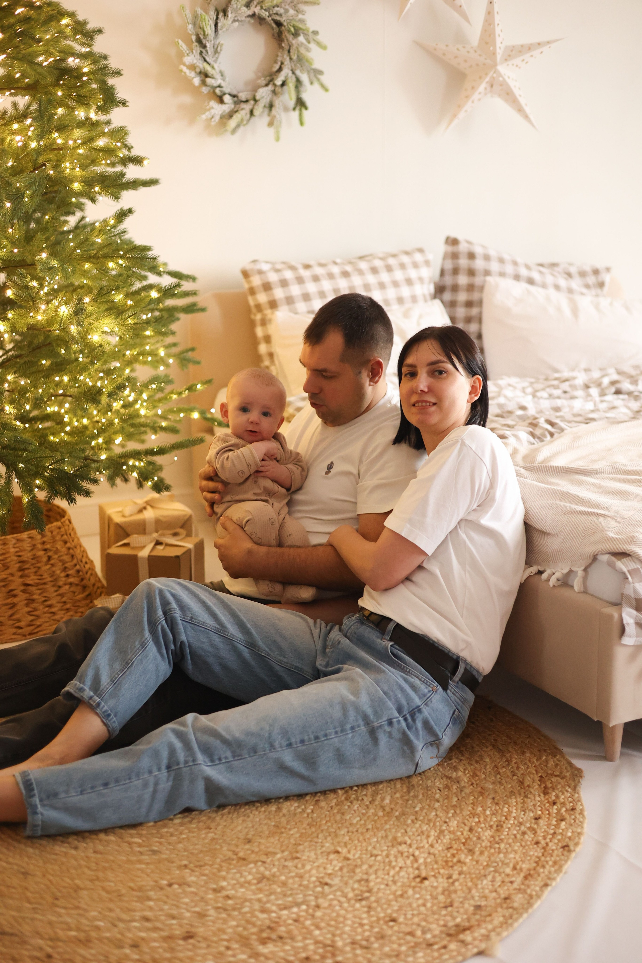 Новогодняя фотосессия. Надя, Денис и Макс. Фотограф ANNA GEREIHAN