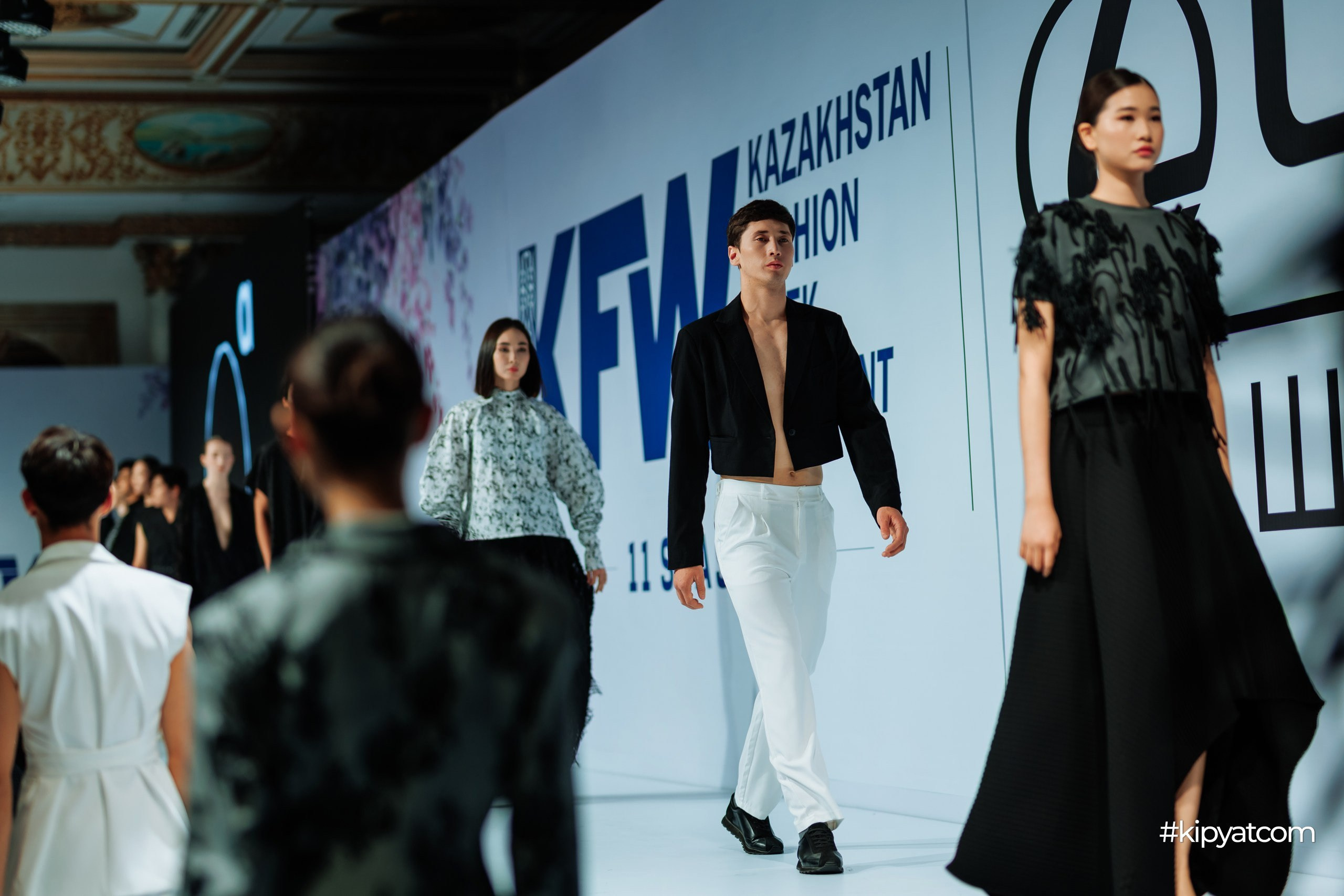 KAZAKHSTAN FASHION WEEK SHYMKENT 11 SEASON. Кипятком Шымкент
