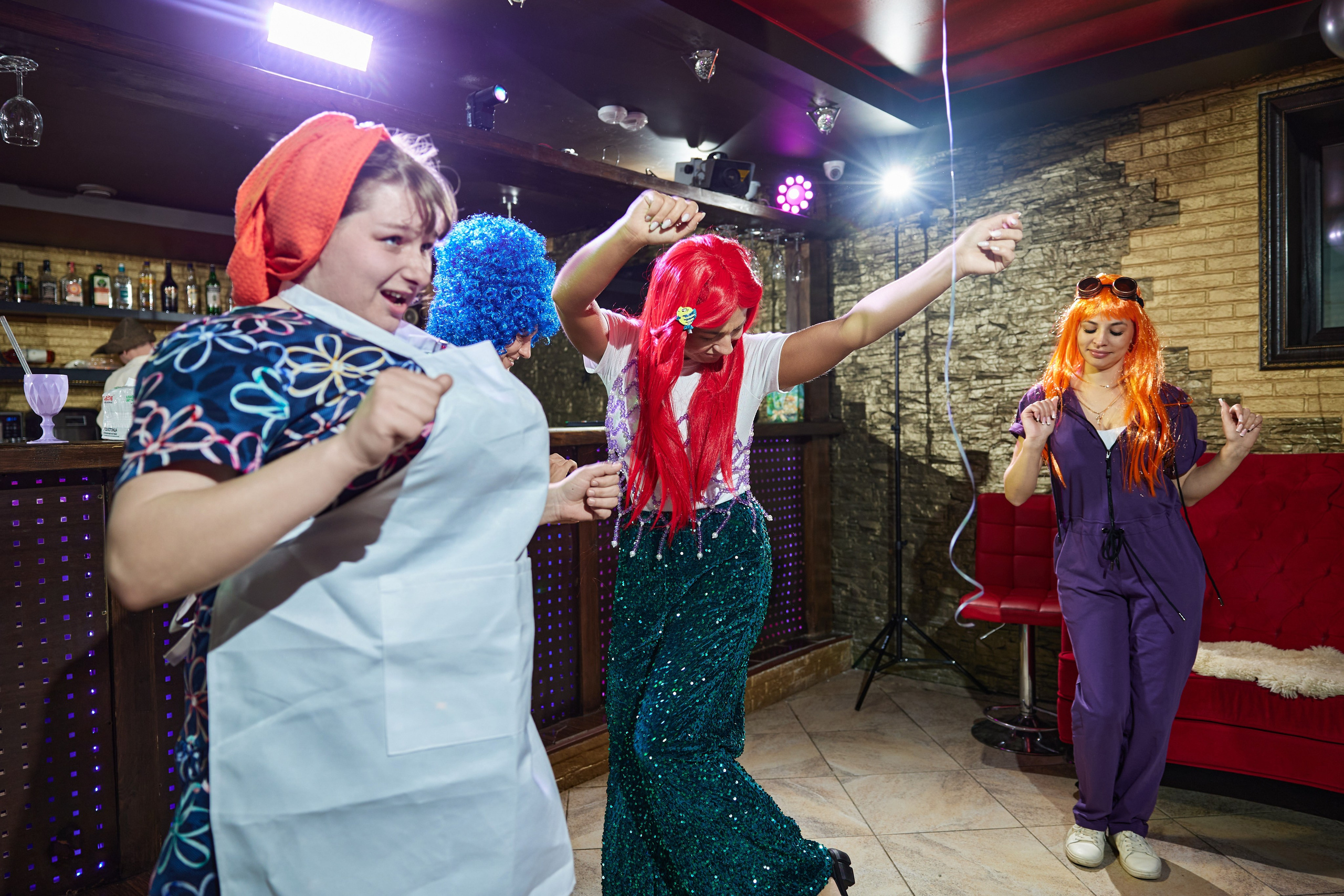 Юбилей 30. Разножанровый Фотограф в Омске Артём Руднев