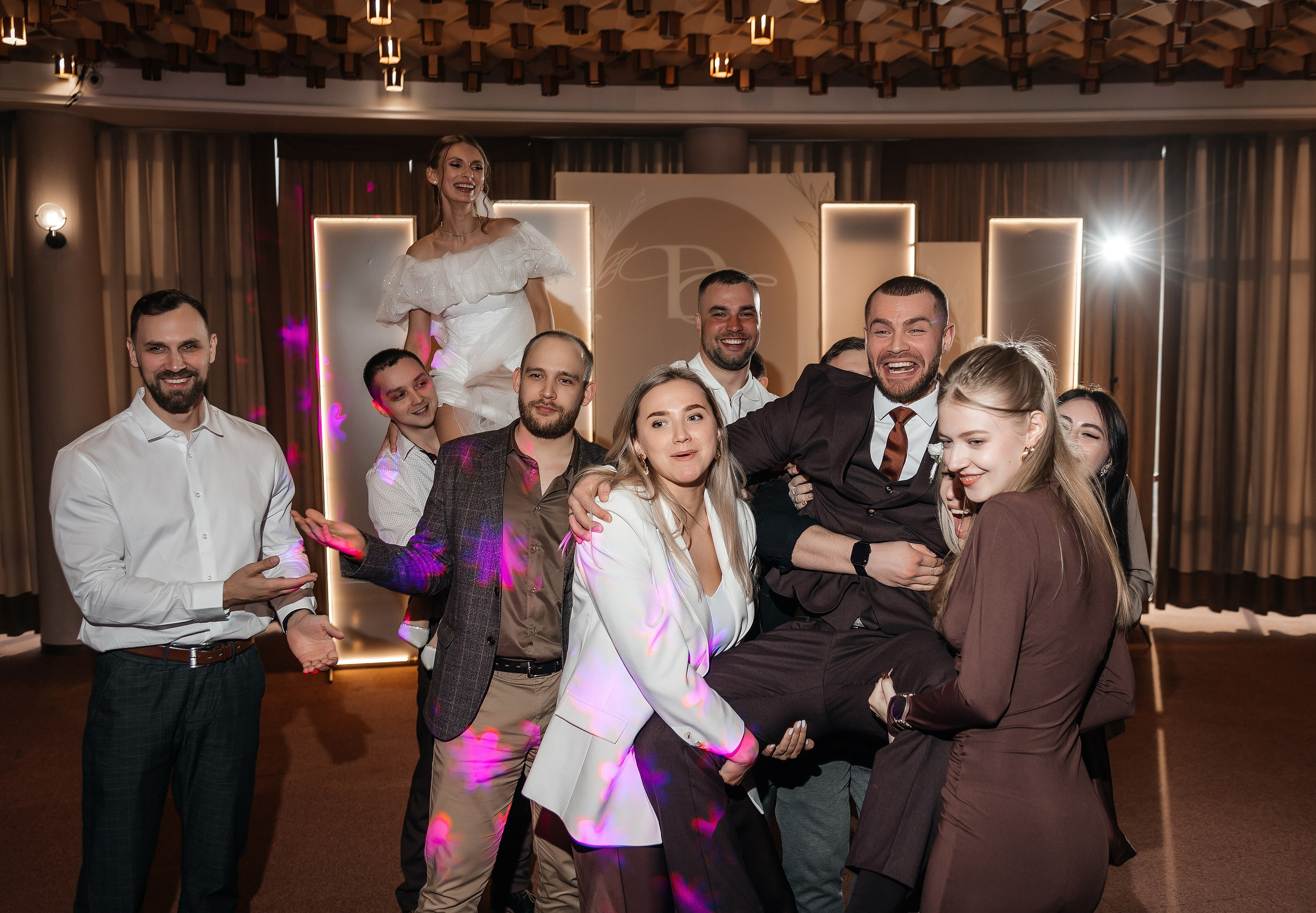 Евгения & Данил | 25.04.25. Свадебный и семейный фотограф в Омске Евгения Хакимова