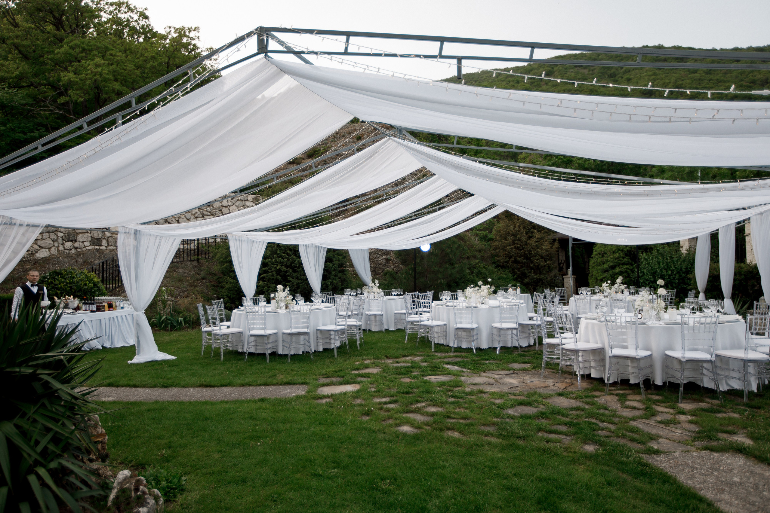 Денис и Алина. Белый замок. Фотограф Анна Лейман. Севастополь