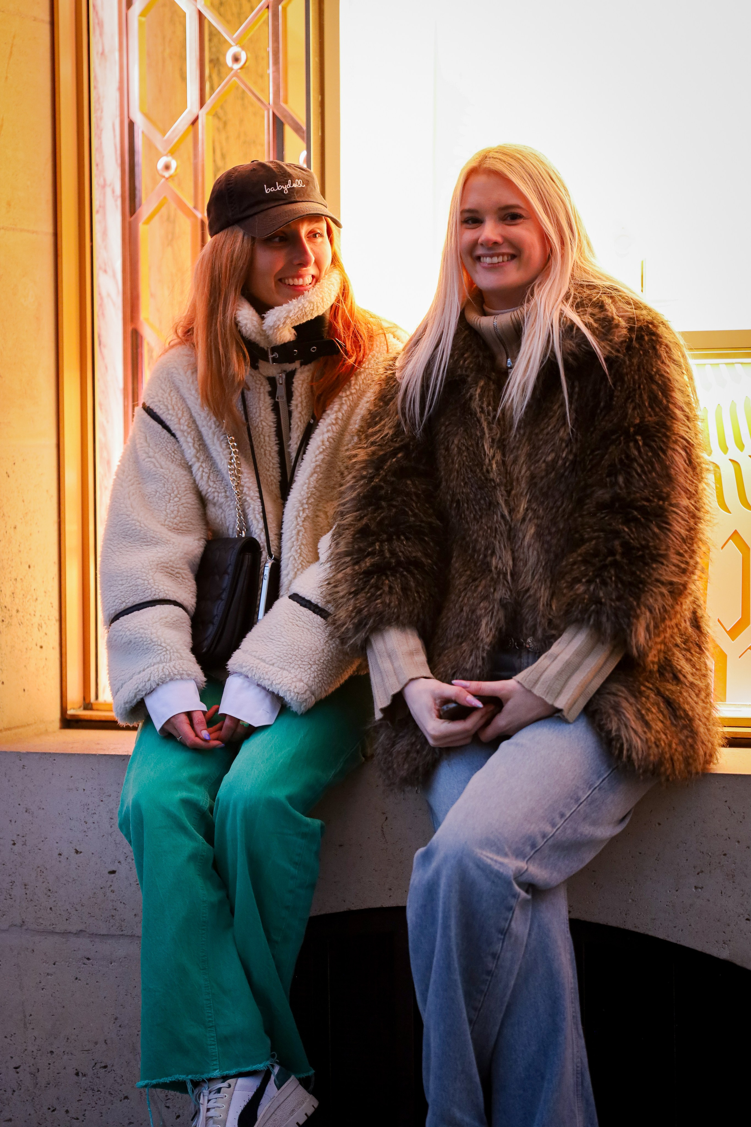 Street style photosession in Saint Petersburg city. Photographer in Saint Petersburg| Portrait & Couple Photoshoot