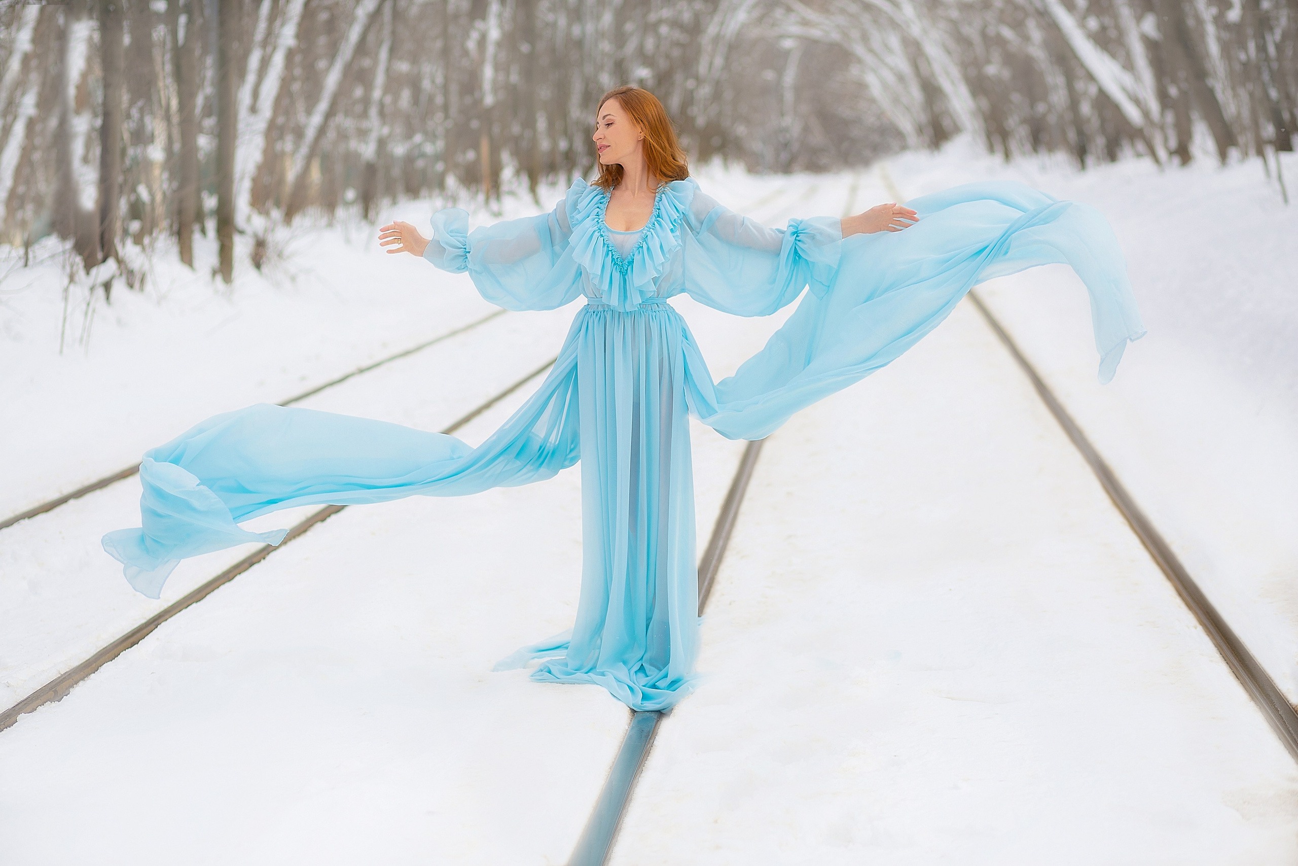 Улица & природа. Модель Москва каталожная и творческая съемка Anna Antlers