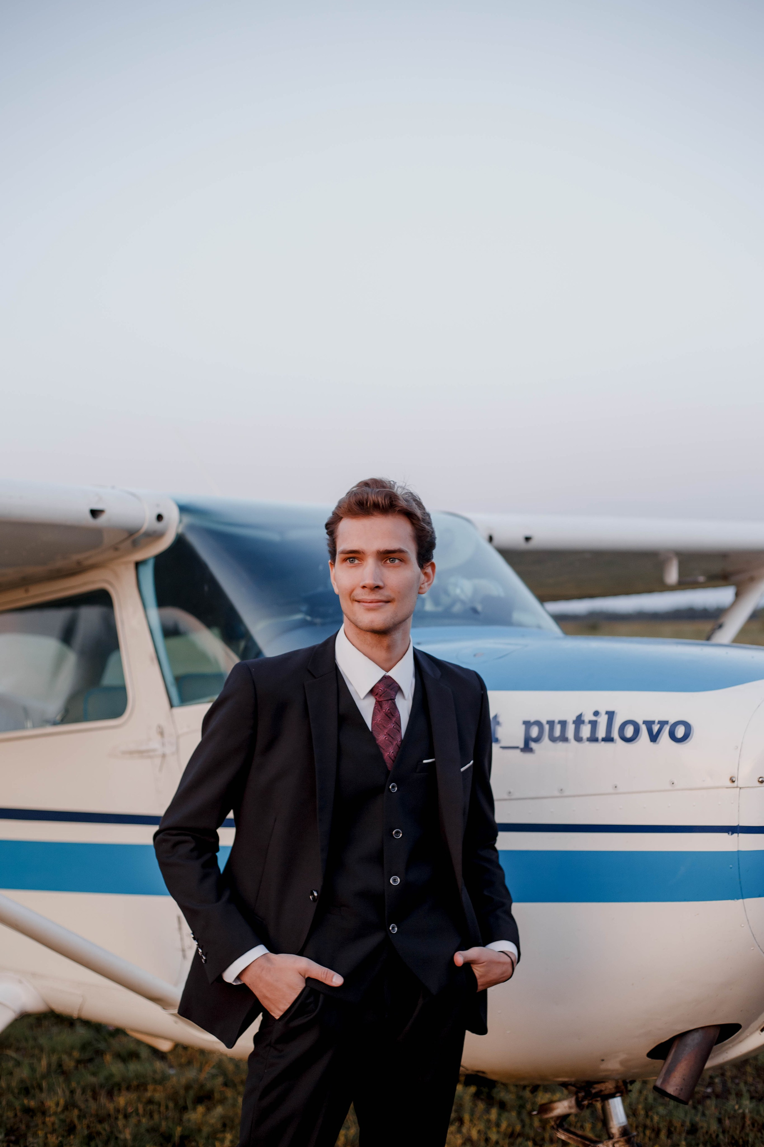 На взлетной полосе. Свадебный фотограф Санкт-Петербург  Москва