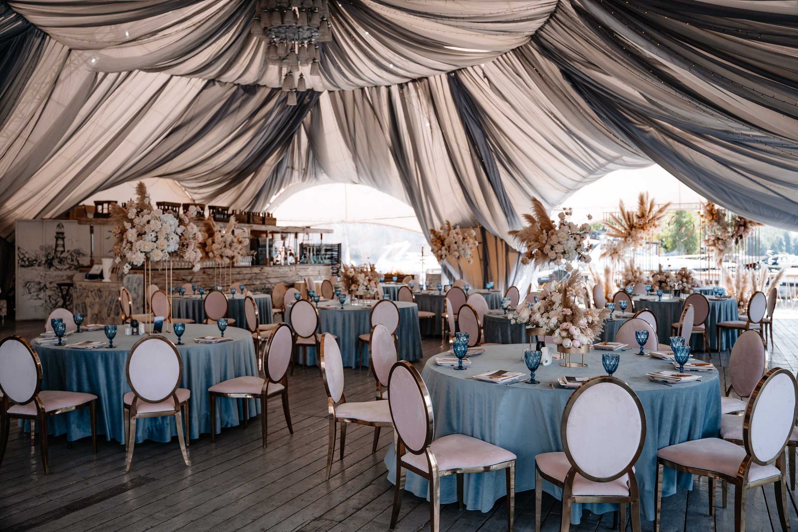 Выездная регистрация свадьбы в ресторане River Club Moscow. Свадебный и семейный фотограф в Москве Светлана Зоткина