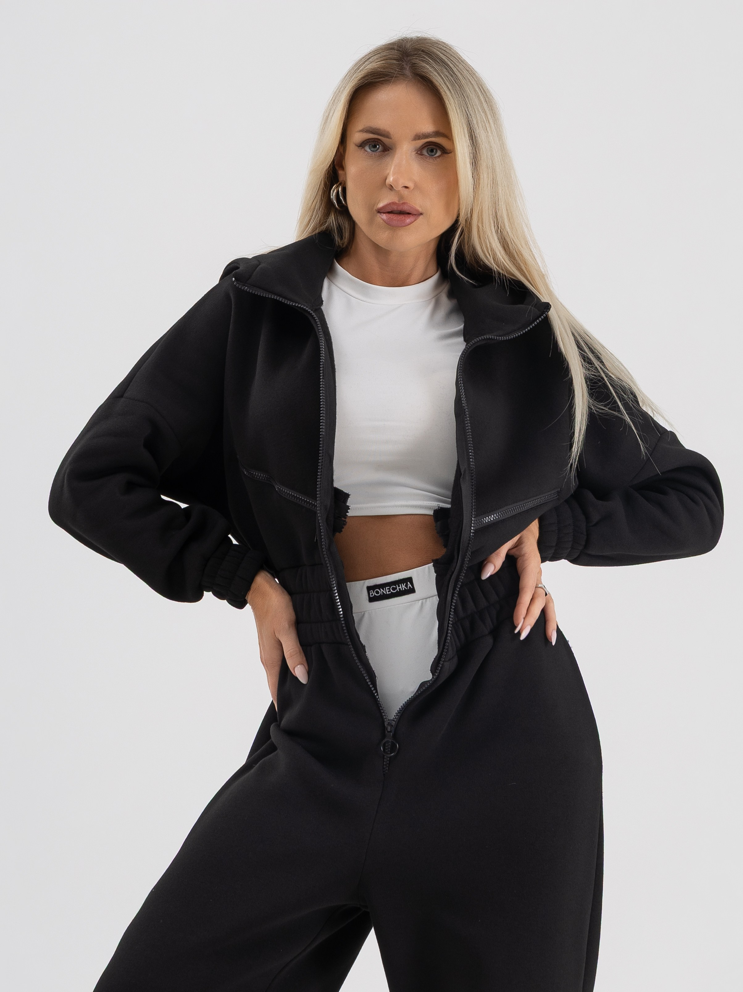 Валерия. Фото для маркетплейсов в самых сочных локациях города Сочи