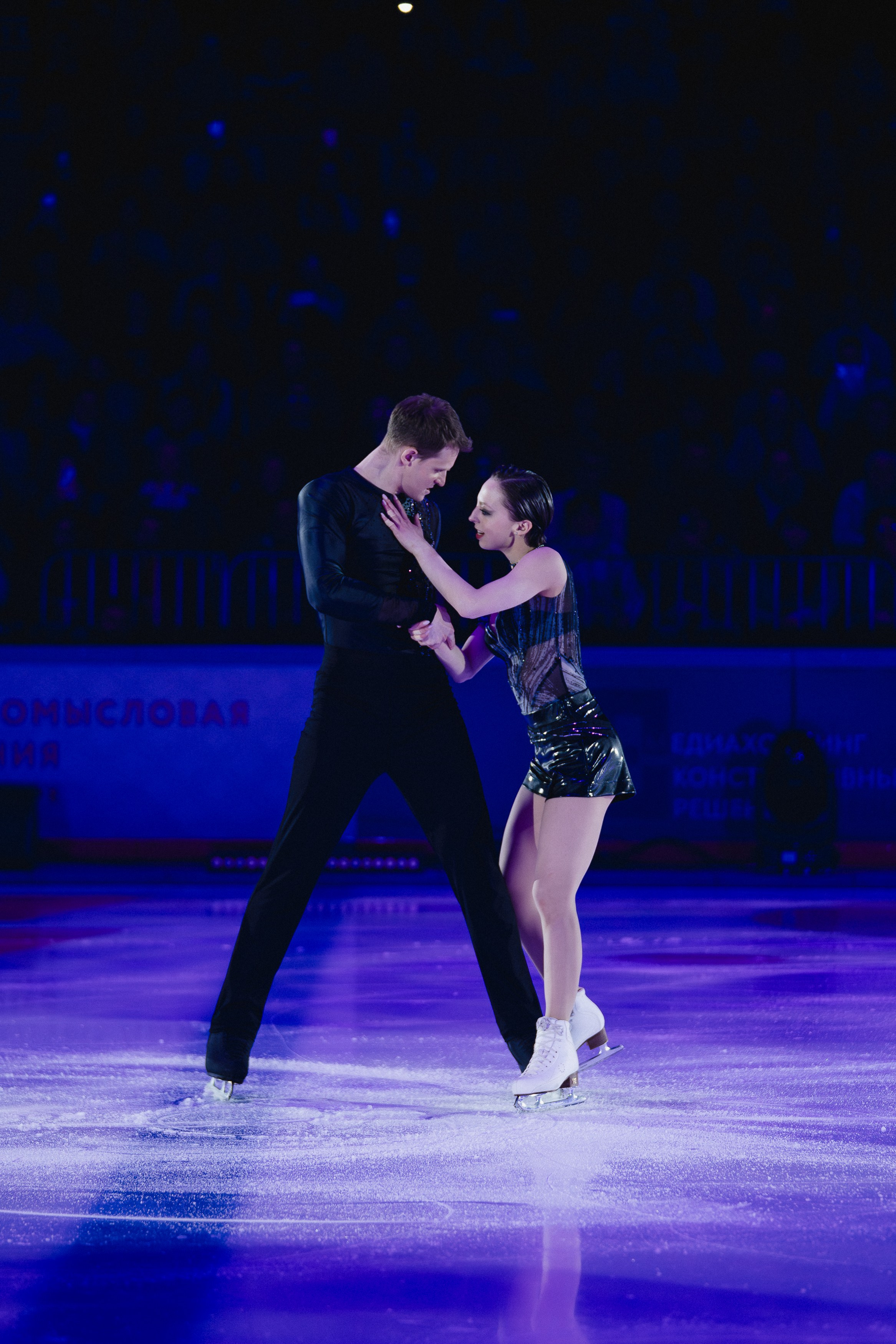 Шоу Этери Тутберидзе в Новосибирске. Воробьева Ксения — Спортивный и танцевальный фотограф Новосибирск