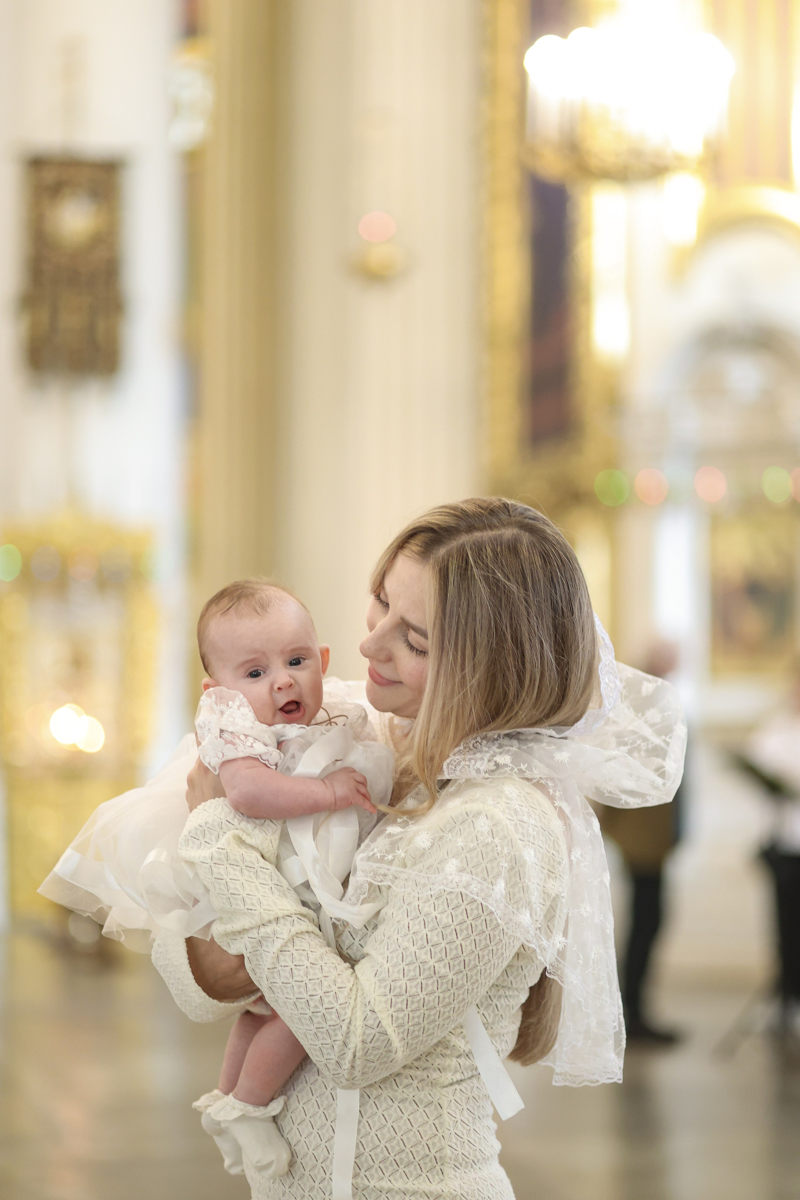 Крещение Софии. Репортажный и портретный фотограф в Санктпетербурге. Видиосъемка мероприятий в Санкт-Петербурге