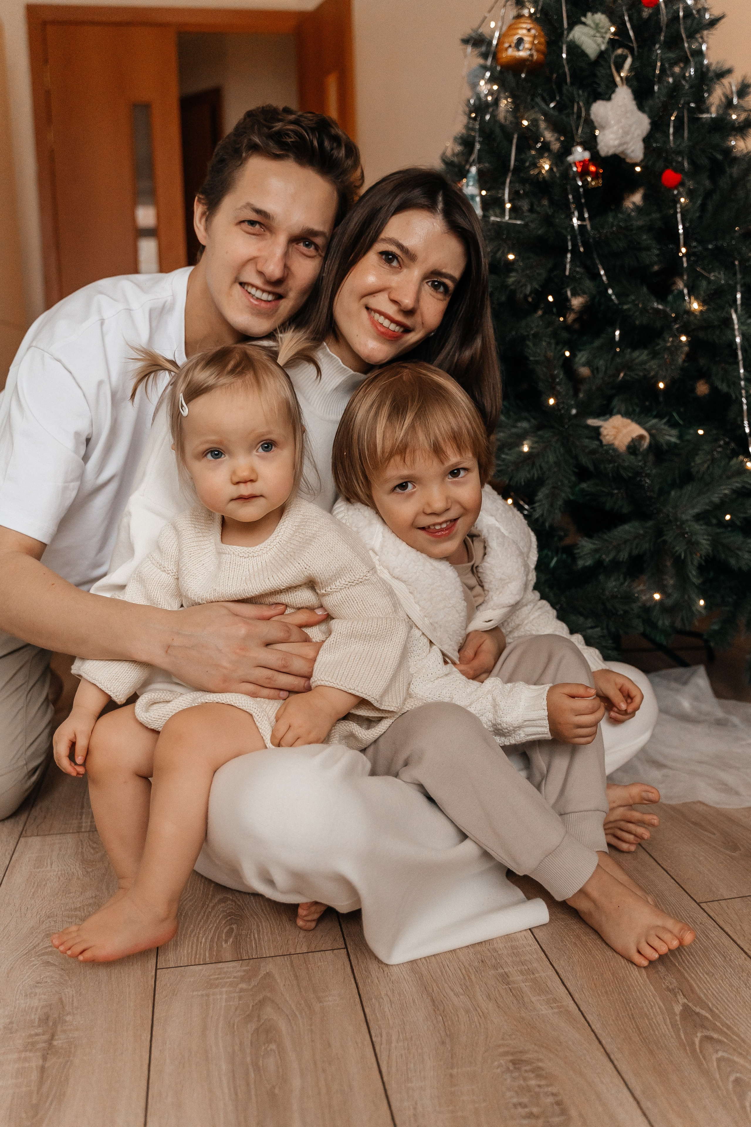 Саша, Женя, Лёва и Марта. Волик Мария