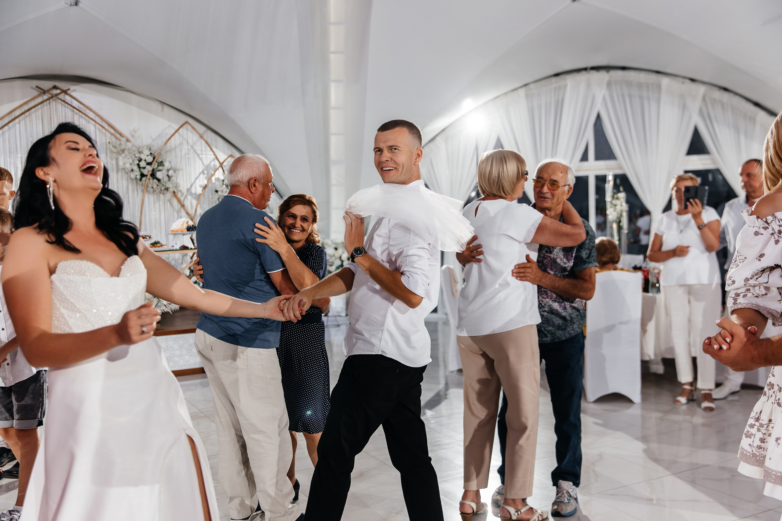 Анонс свадьбы для Ольги и Дмитрия. Свадебный фотограф в Крыму и Севастополе Ольга Баскакова