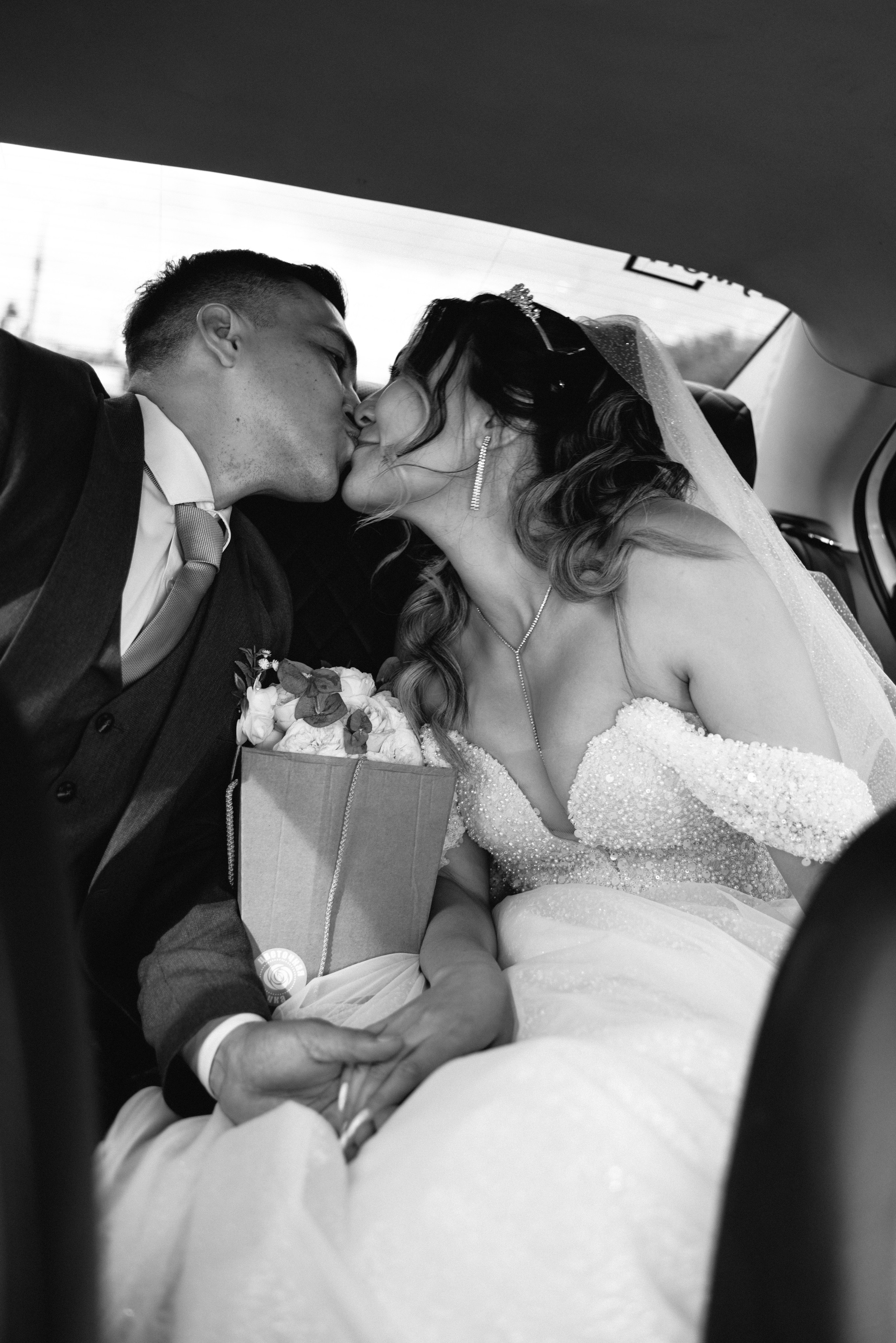 Ильнур и Динара. Свадебный день. Отбор. Кафе Ля делис. Семейный и свадебный фотограф Молодзяновская Елена