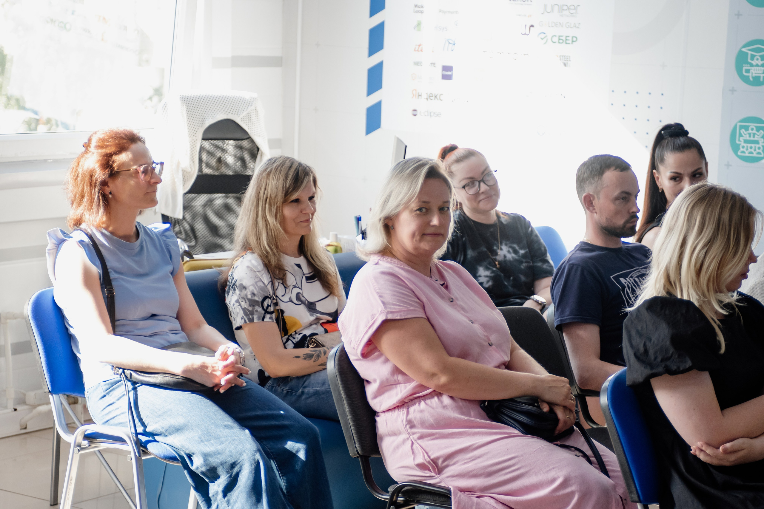 Выпускной: компьютерная академия Топ. Фотограф в Твери Дементьева Анастасия