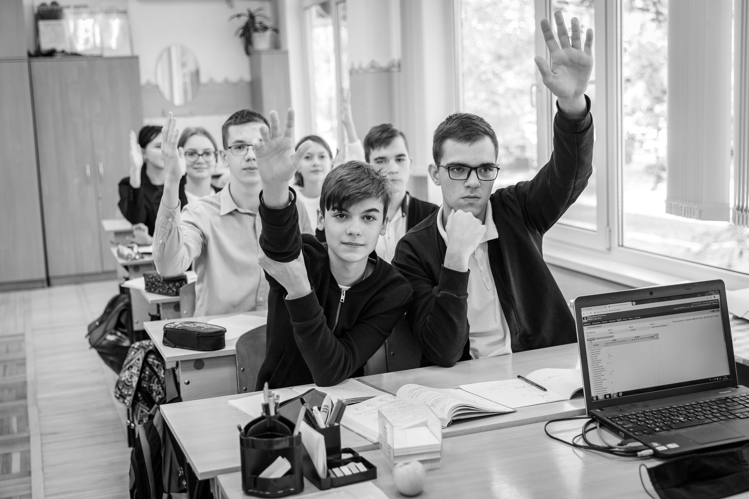 ОТ ЗВОНКА ДО ЗВОНКА. Марина Ушакова. Фотограф. Выпускные альбомы. г. Краснодар