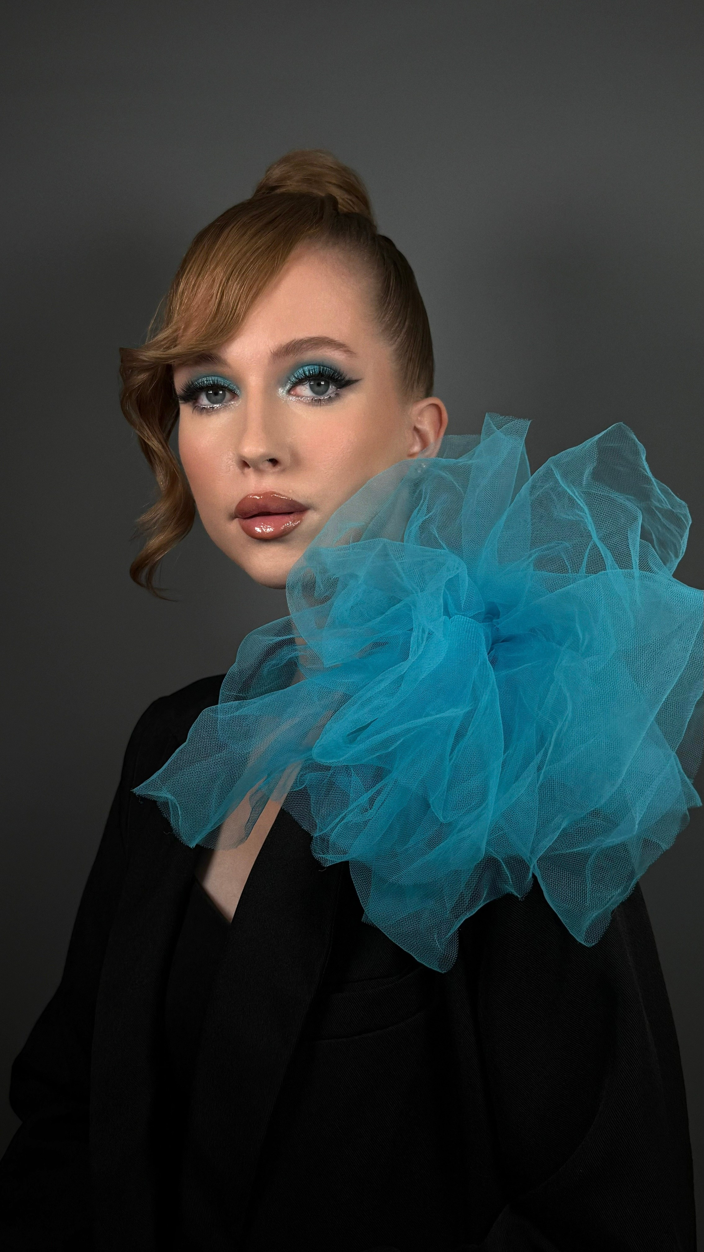 Образы. Студия визажистов, стилистов по прическам, бровистов и мастеров по ресницам