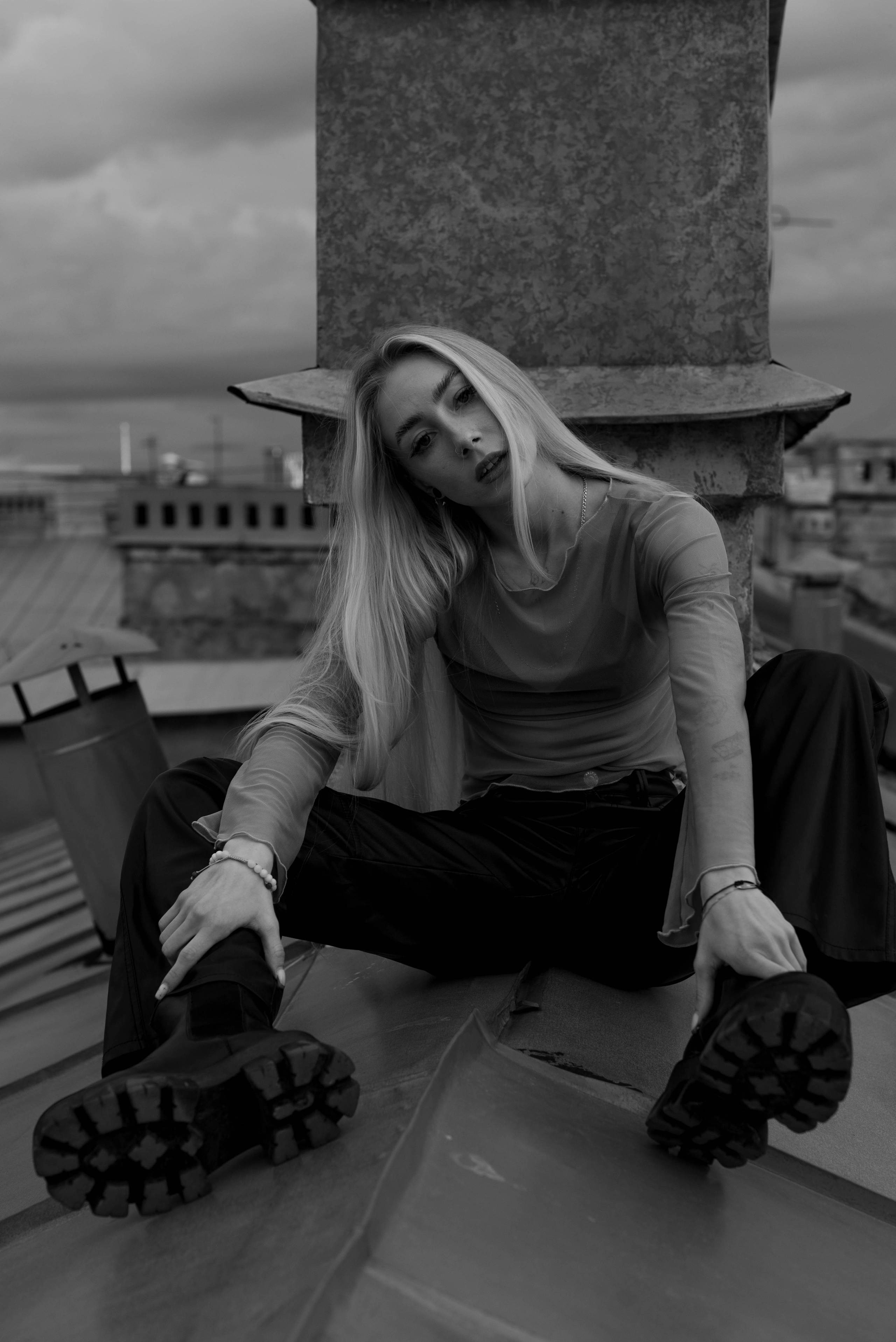 Лиза. Женский фотограф. Создатель украшений ручной работы. Модель