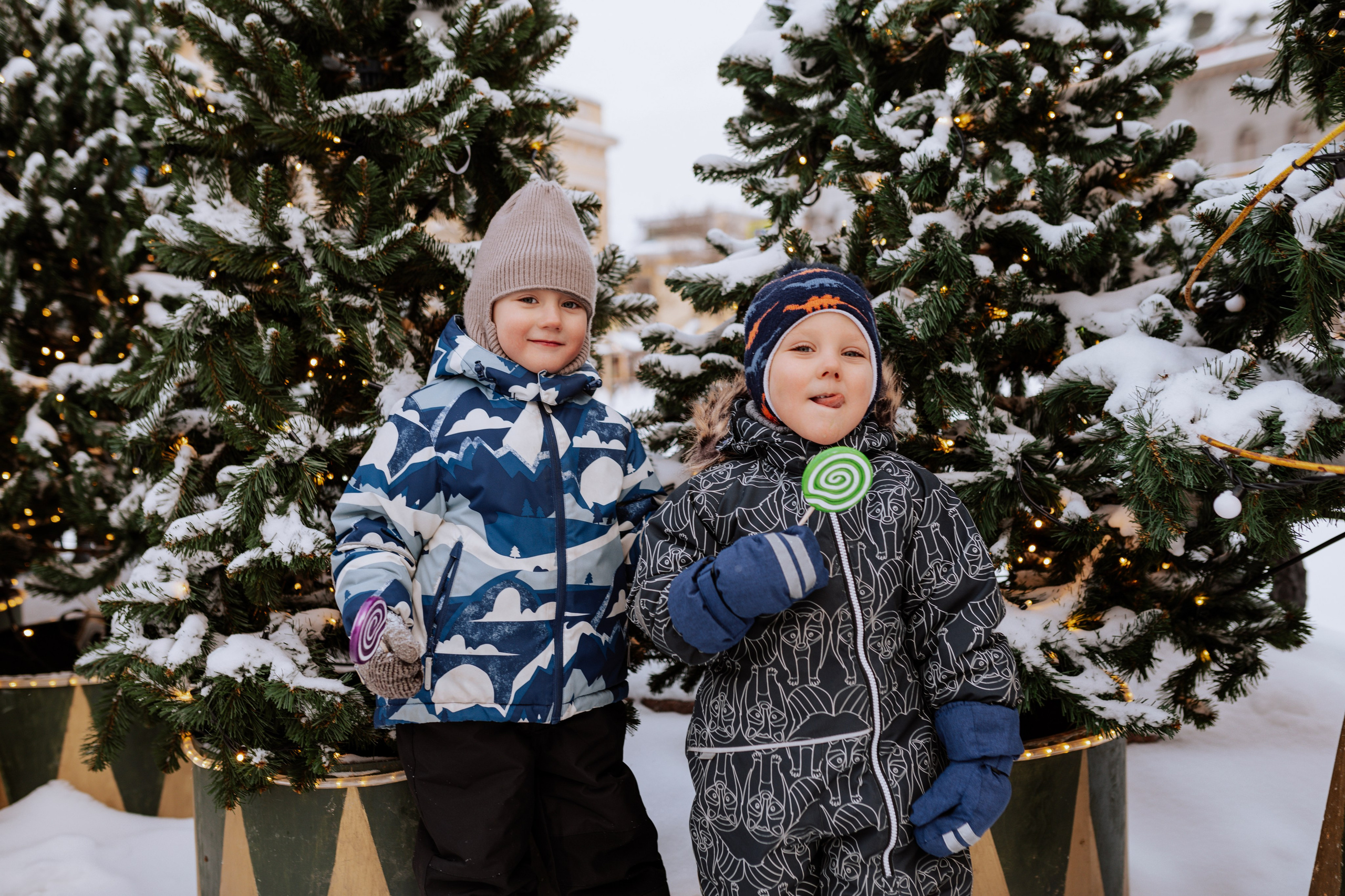 Семейная, Манежная площадь