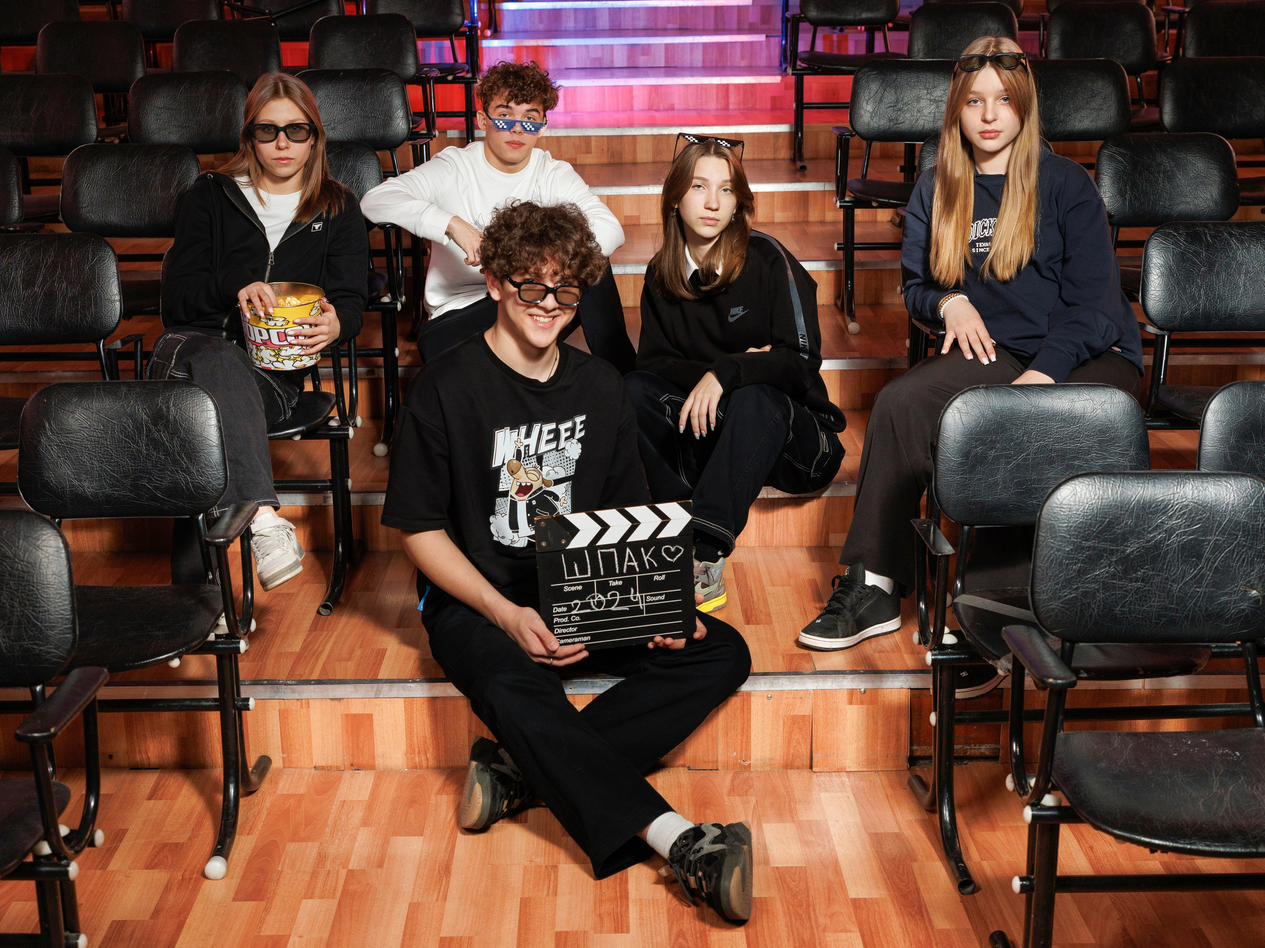 ФОТОКНИГИ от 990 рублей |. Выпускные альбомы Красноярск