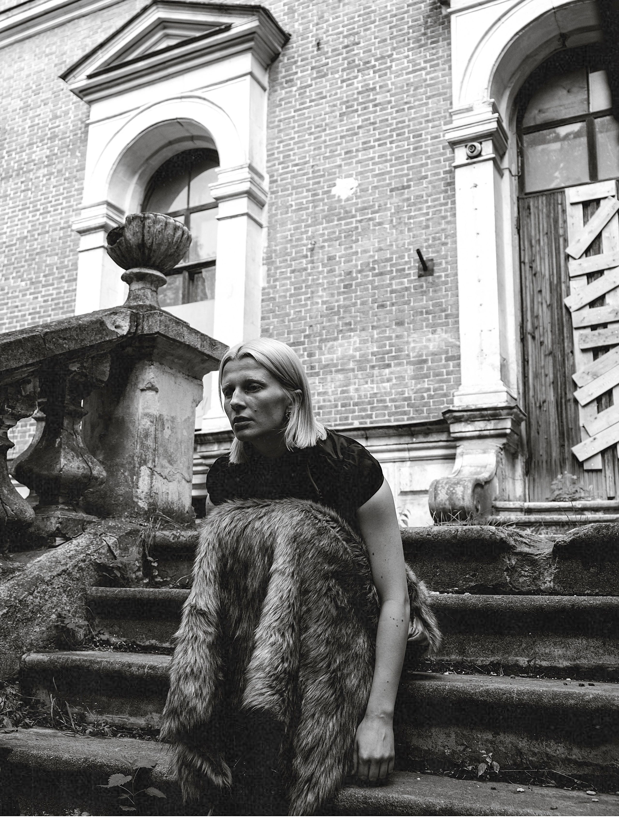 Street. Nicole — photographer