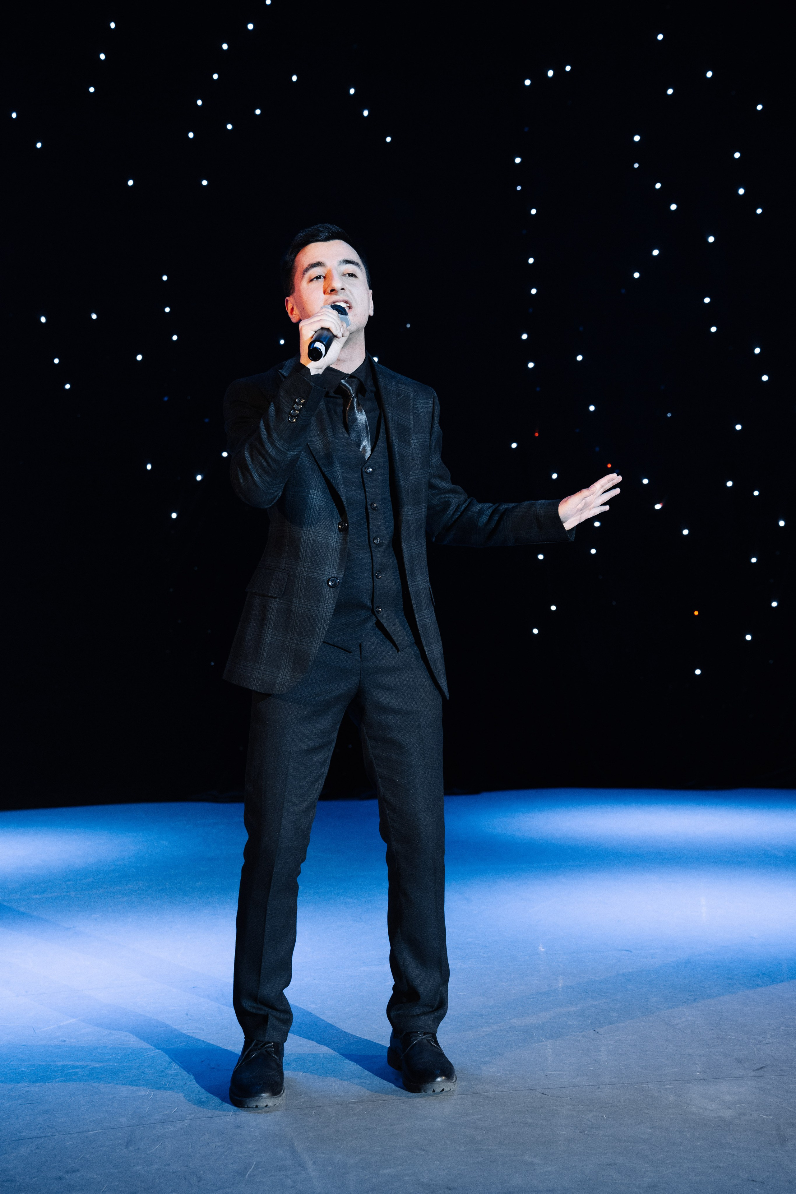 Благотворительный концерт в помощь Артему Сардаряну. Фотограф Артем Севостьянов. Профессиональная фотосъемка в Ногинске, Москве, Московской области и за границей