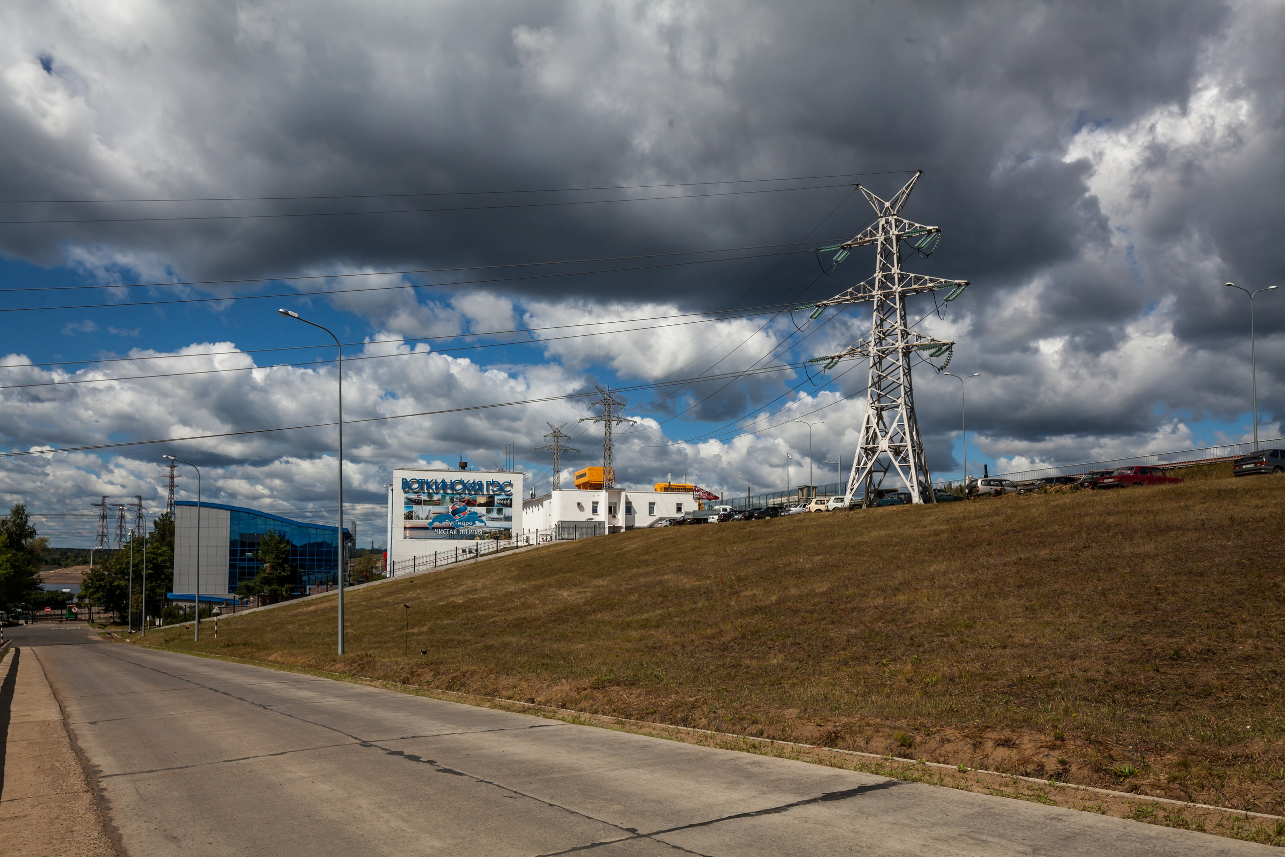 Воткинская ГЭС. OLGA OLEYNIKOVA Пространство, люди, смыслы