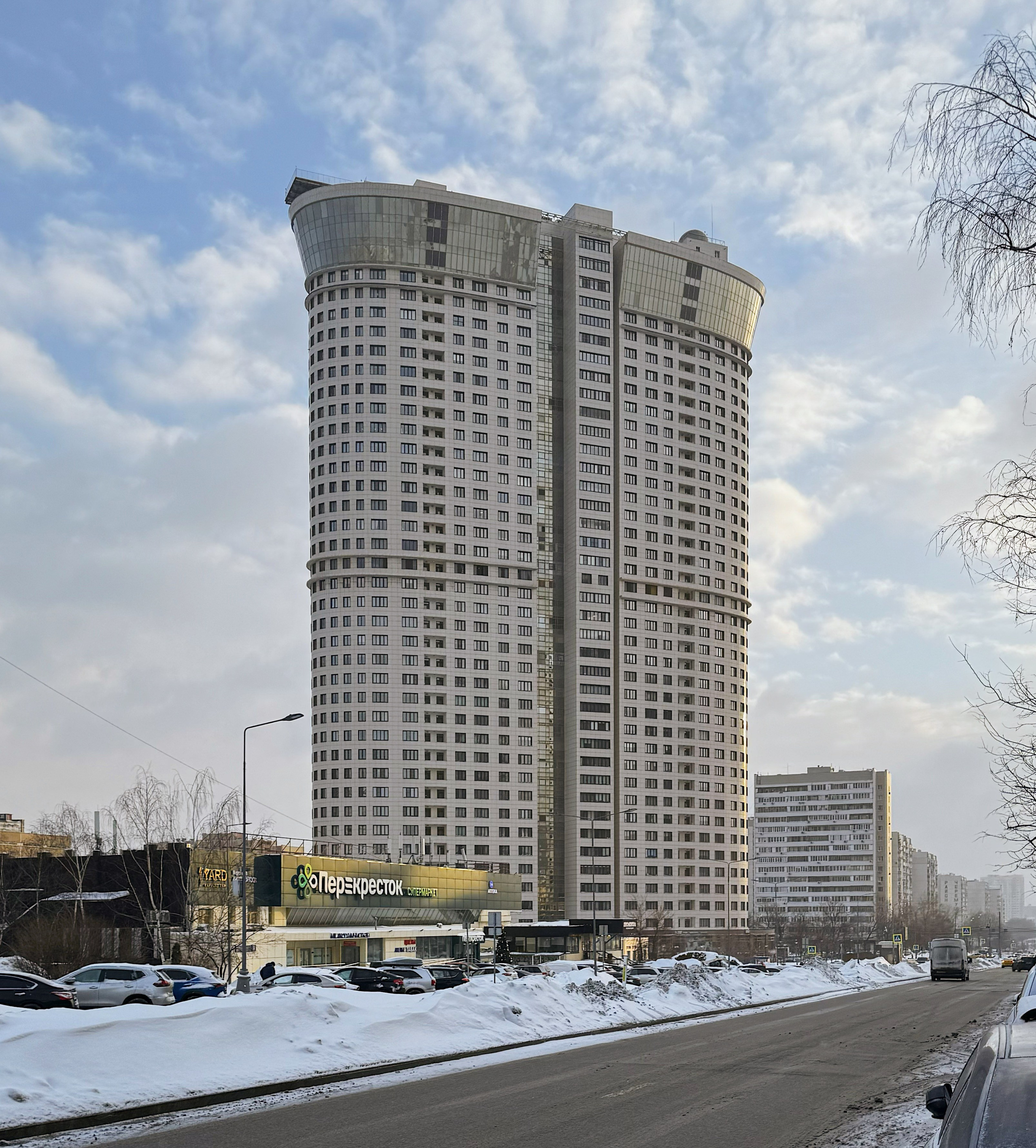 Мобилография. OLGA OLEYNIKOVA Пространство, люди, смыслы