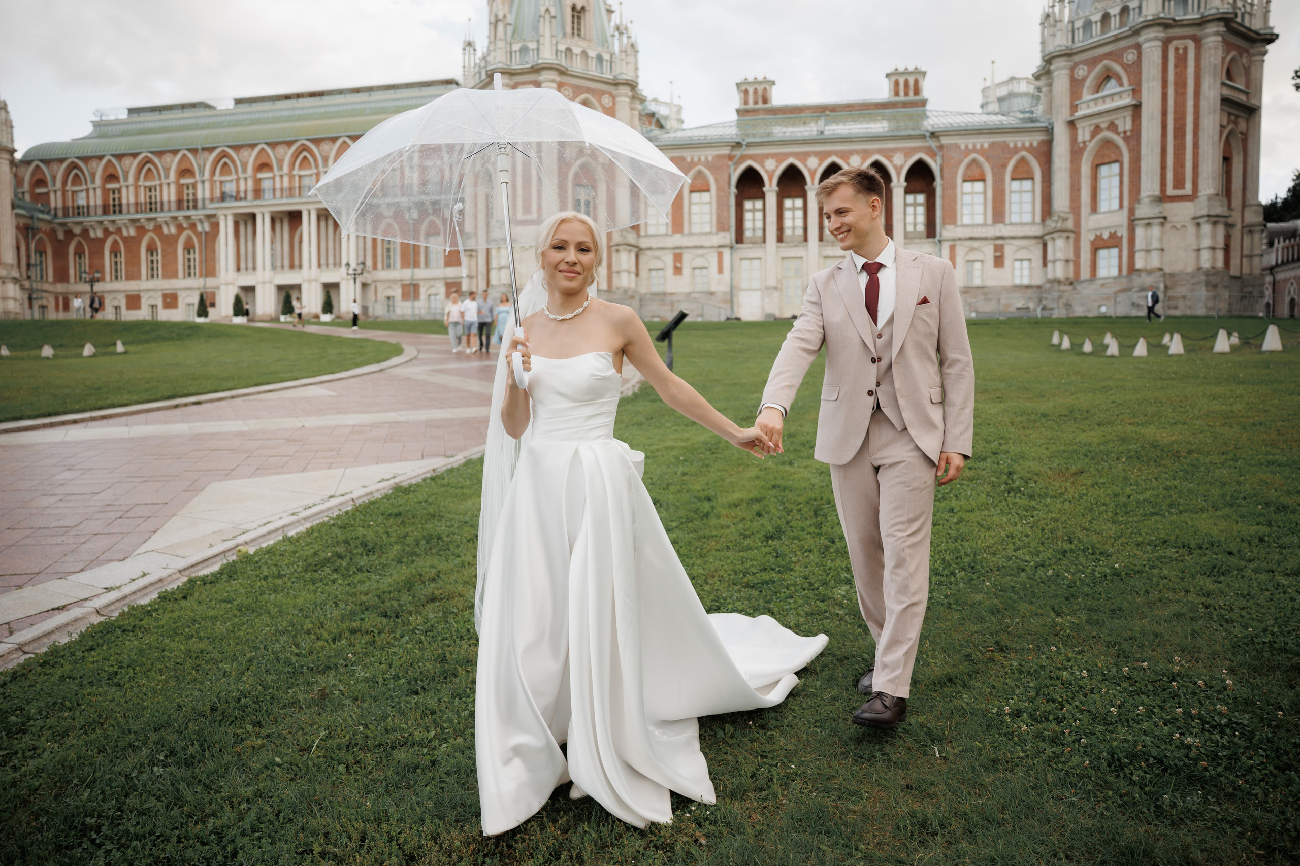 Отель «Милан», Шипиловский ЗАГС, прогулка в парке Царицыно. Свадебный и репортажный фотограф (Москва, Королев и другие)