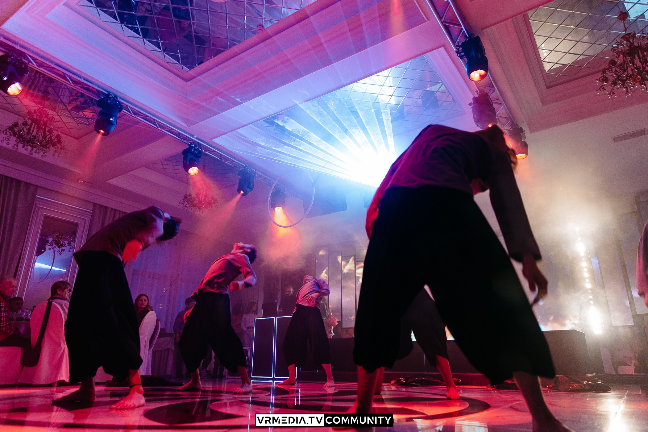 Международный женский день в ресторане «Лазурный Берег»