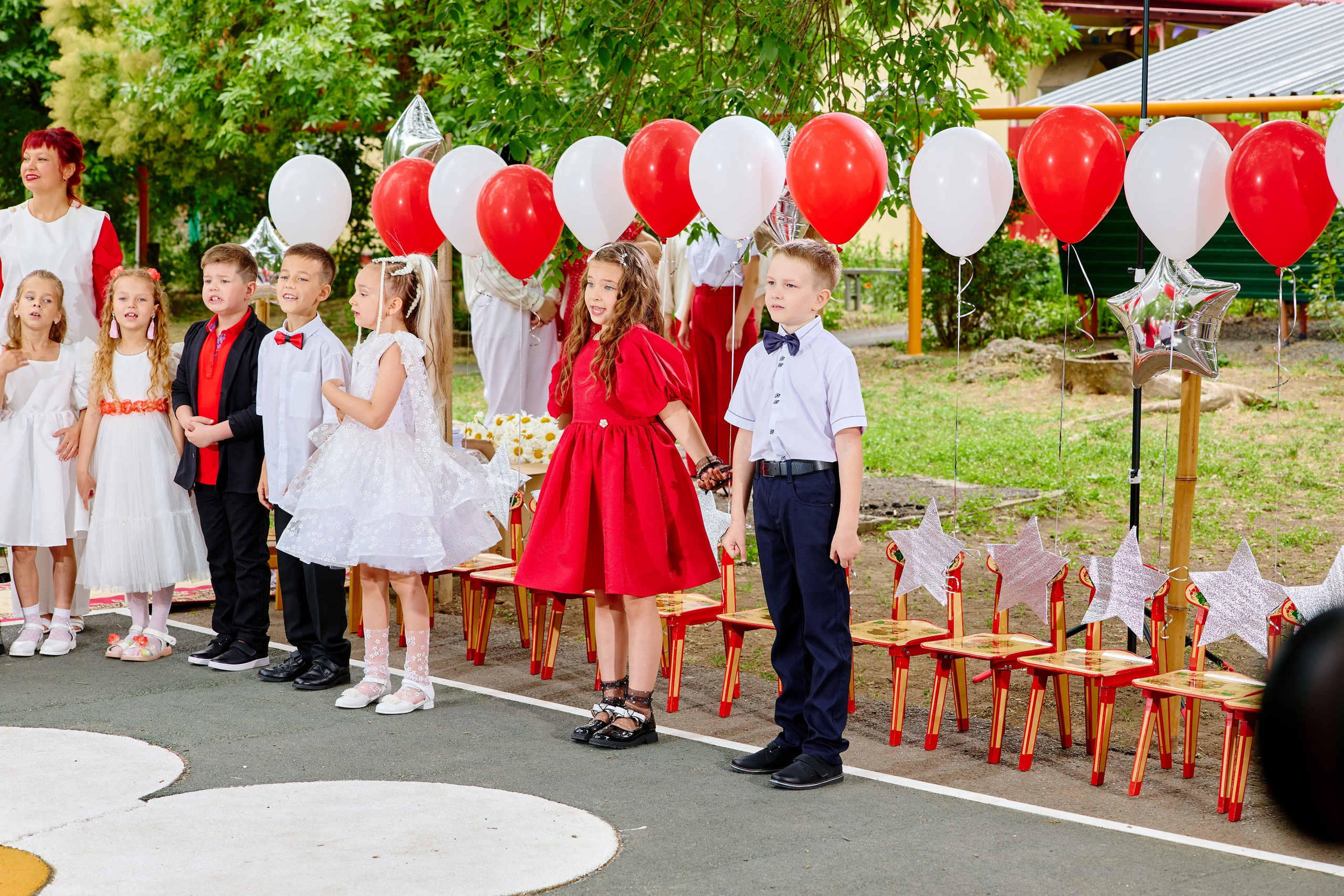 Выпускной 45 сад. Фотограф Выпускные альбомы Таганрог Сергей Коробченко