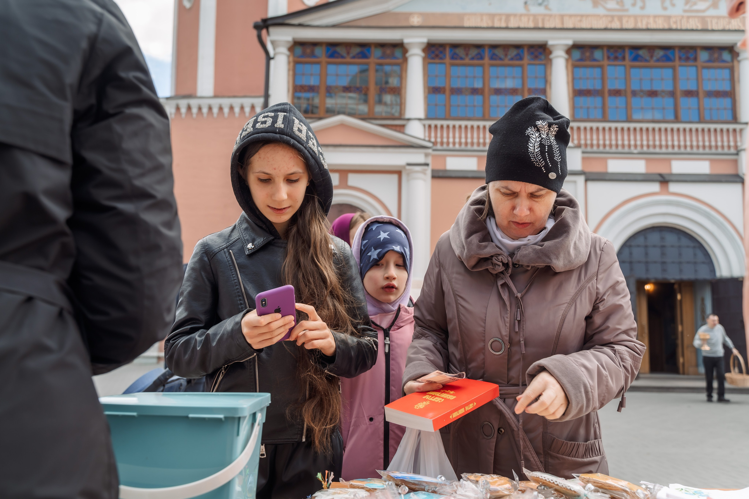 Пасхальная ярмарка. Семейный фотограф в Саратове