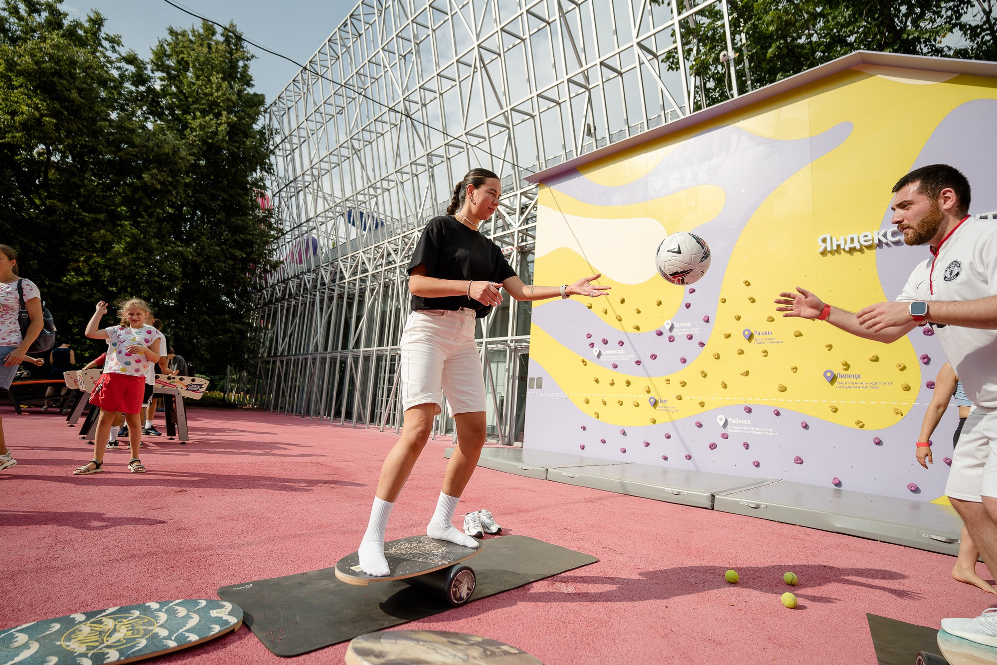 ФК «СКОРОСТЬ РЕШАЕТ» от СБП, РПЛ и Плюс Дача. Репортажный и свадебный фотограф в Москве