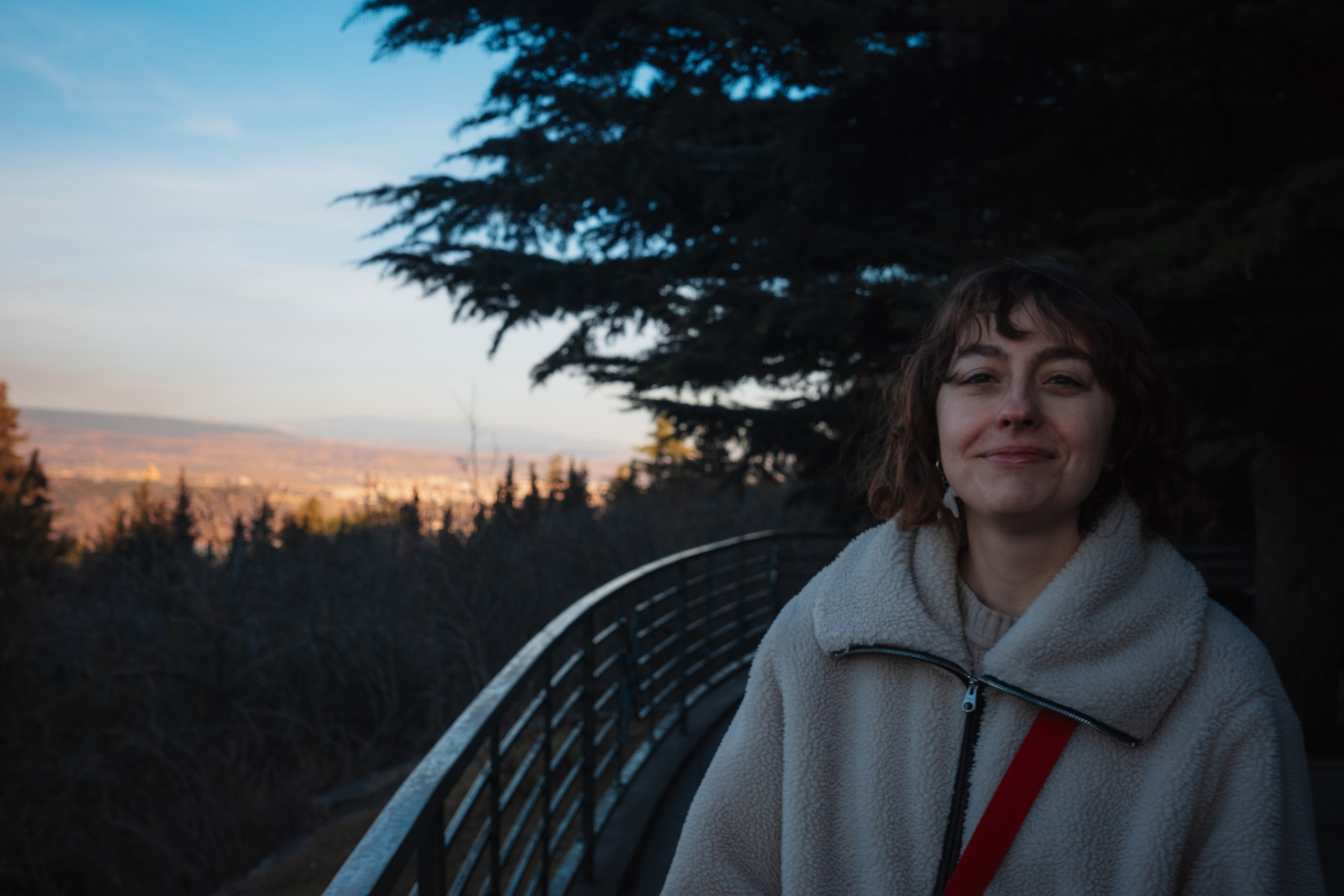 WALKING AROUND TOWN. ANASTASIA SYUTKINA PHOTOGRAPHY