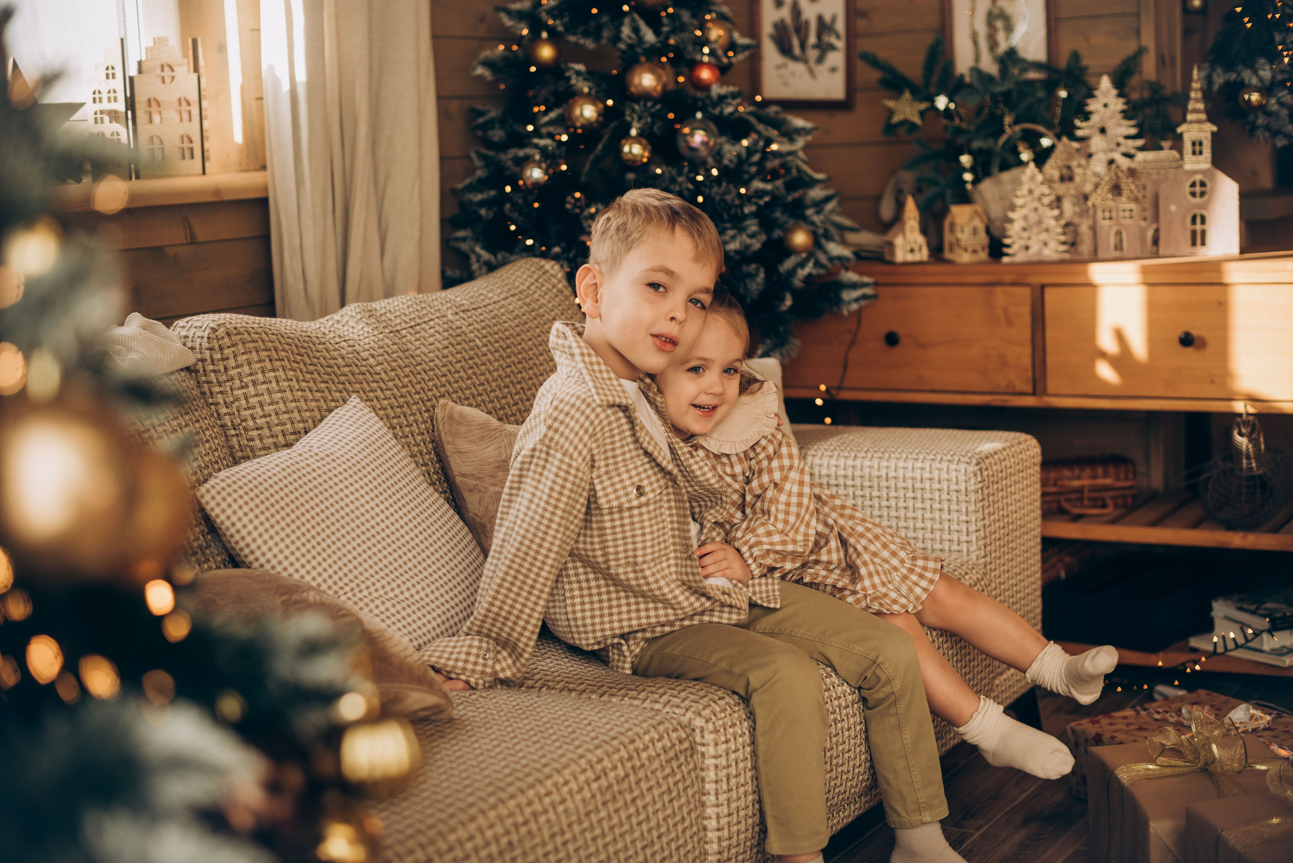 Семейная новогодняя фотосессия в студии. Семейный фотограф в Домодедово и Москве Елена Пичугина