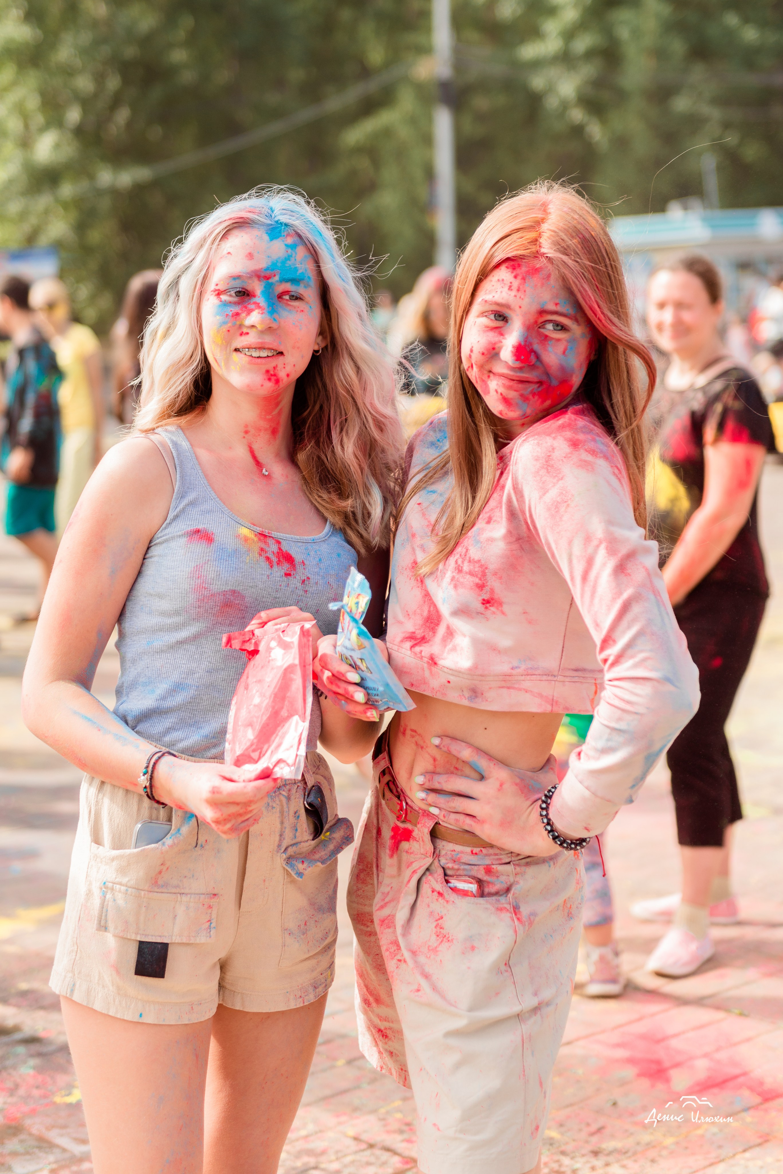 Краски Холи в Комсомольском Парке 2023. Детский фотограф, семейный фотограф и репортажи в Кемерово