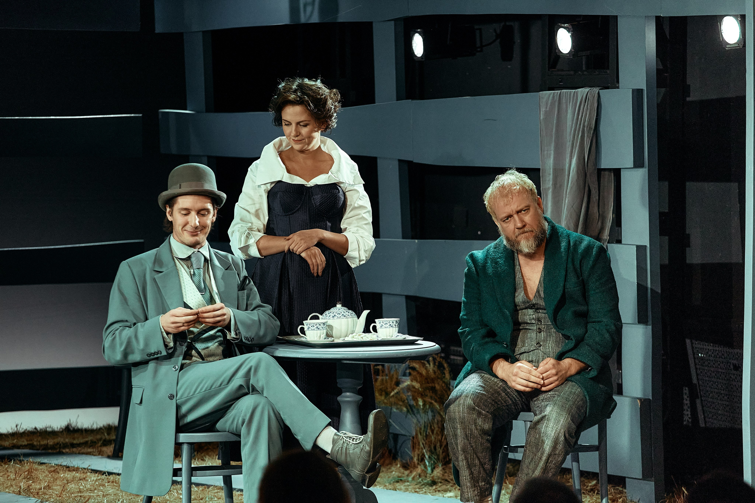 Бесприданница. Приют комедианта. Фотограф Нина Антонова