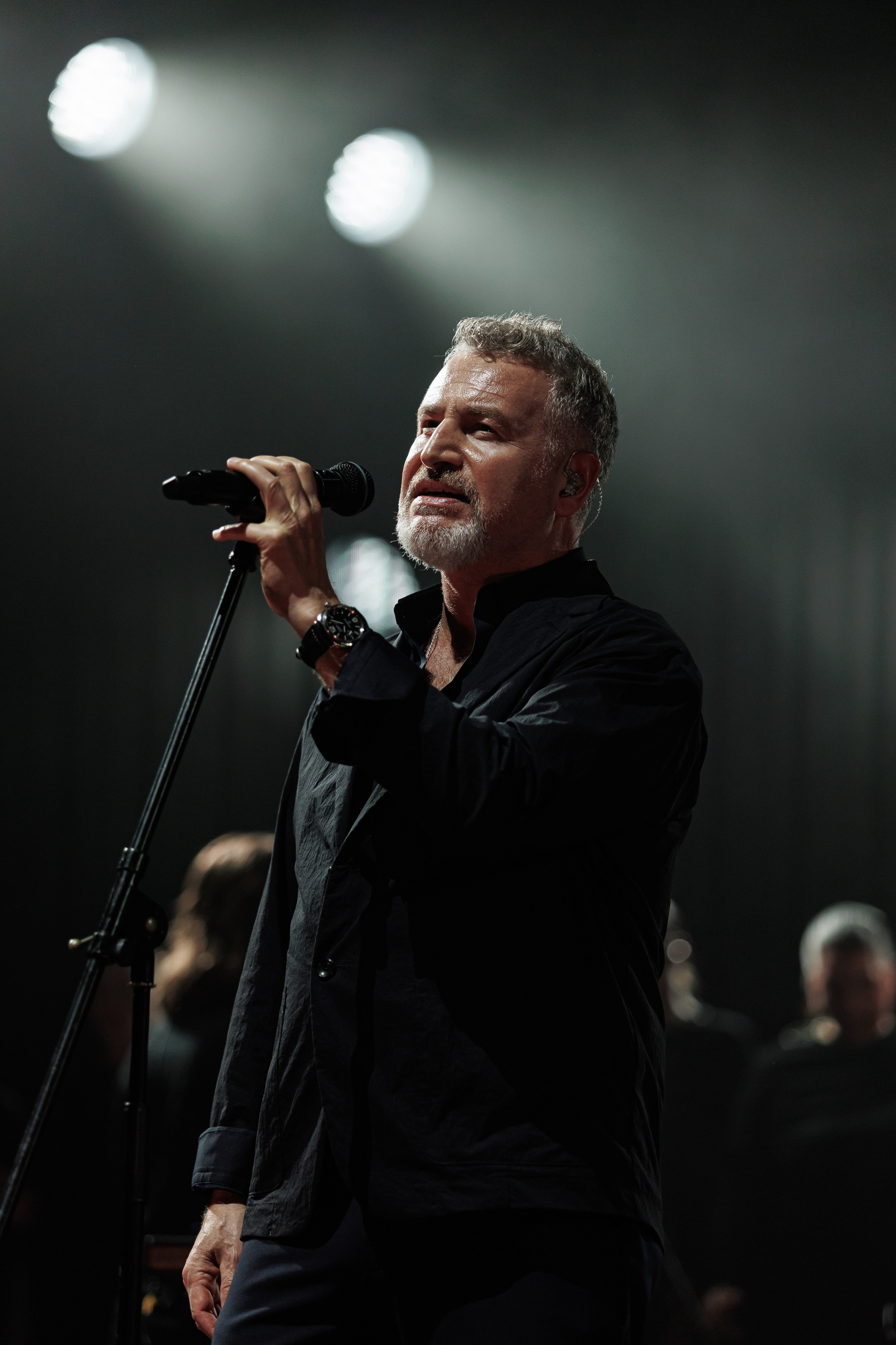 Concert Photography in Dubai — Anton Belyaev Live Performance. Evgen Yatsenko — Photographer in Dubai