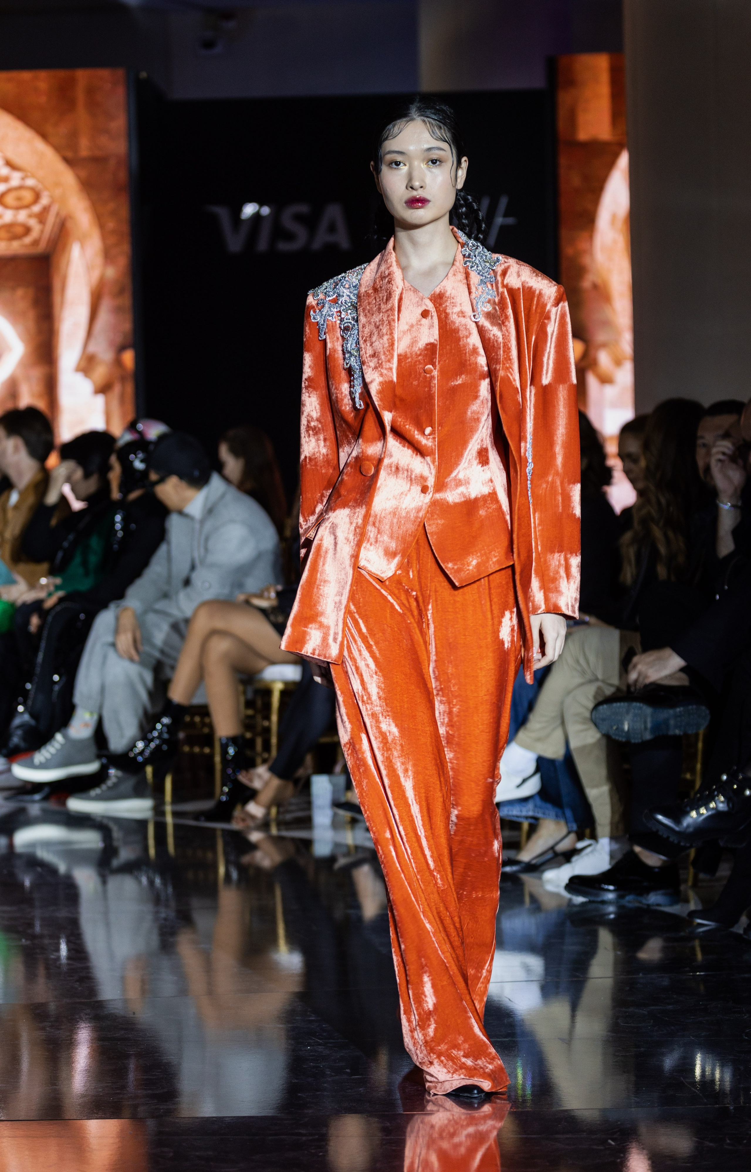 Visa Fashion WEEK Almaty. Контент Фотограф в Алматы и мире Джантурина Динара