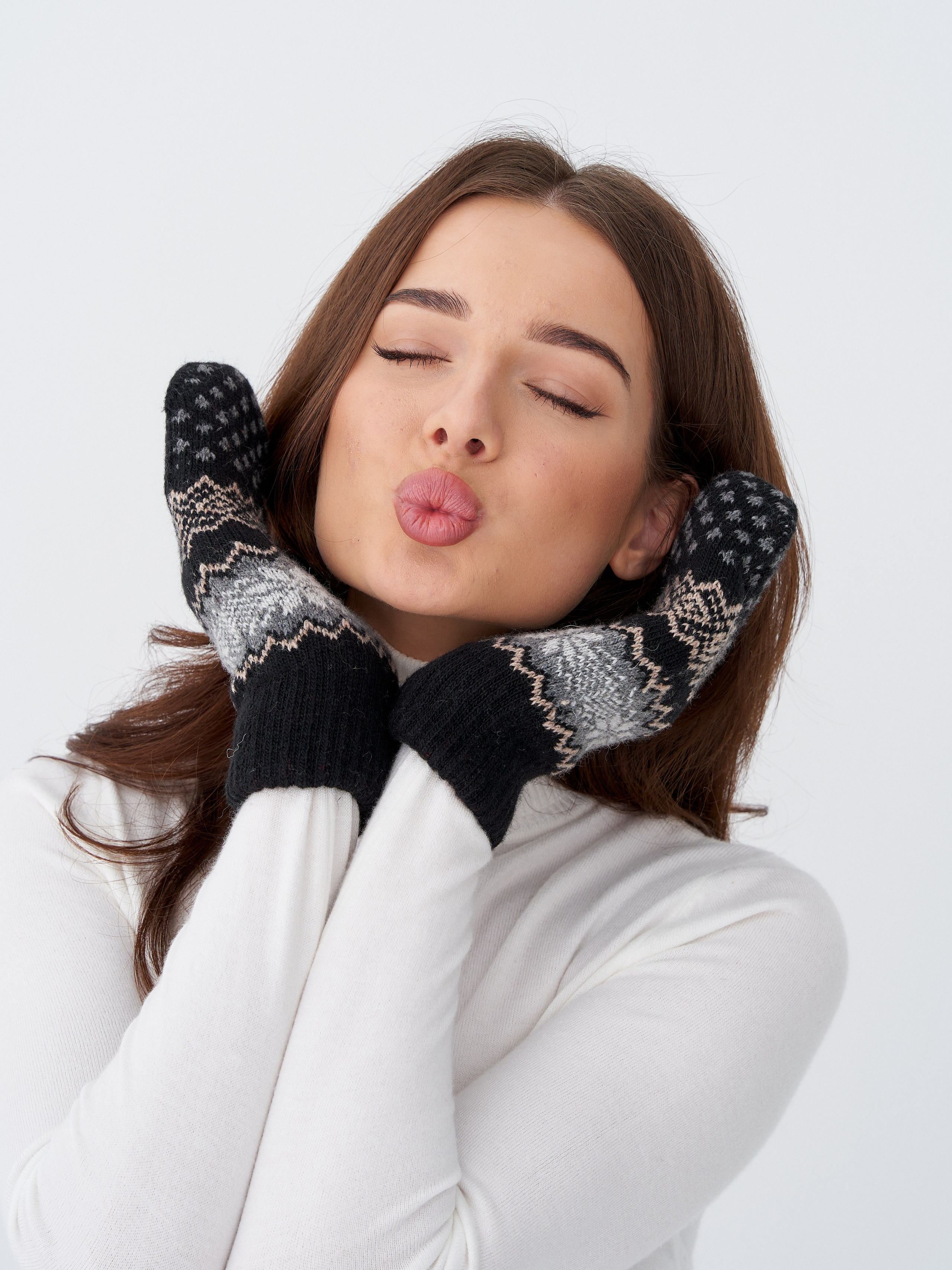 Оля. Контент для маркетплейсов и соцсетей. Фото и видео съемка