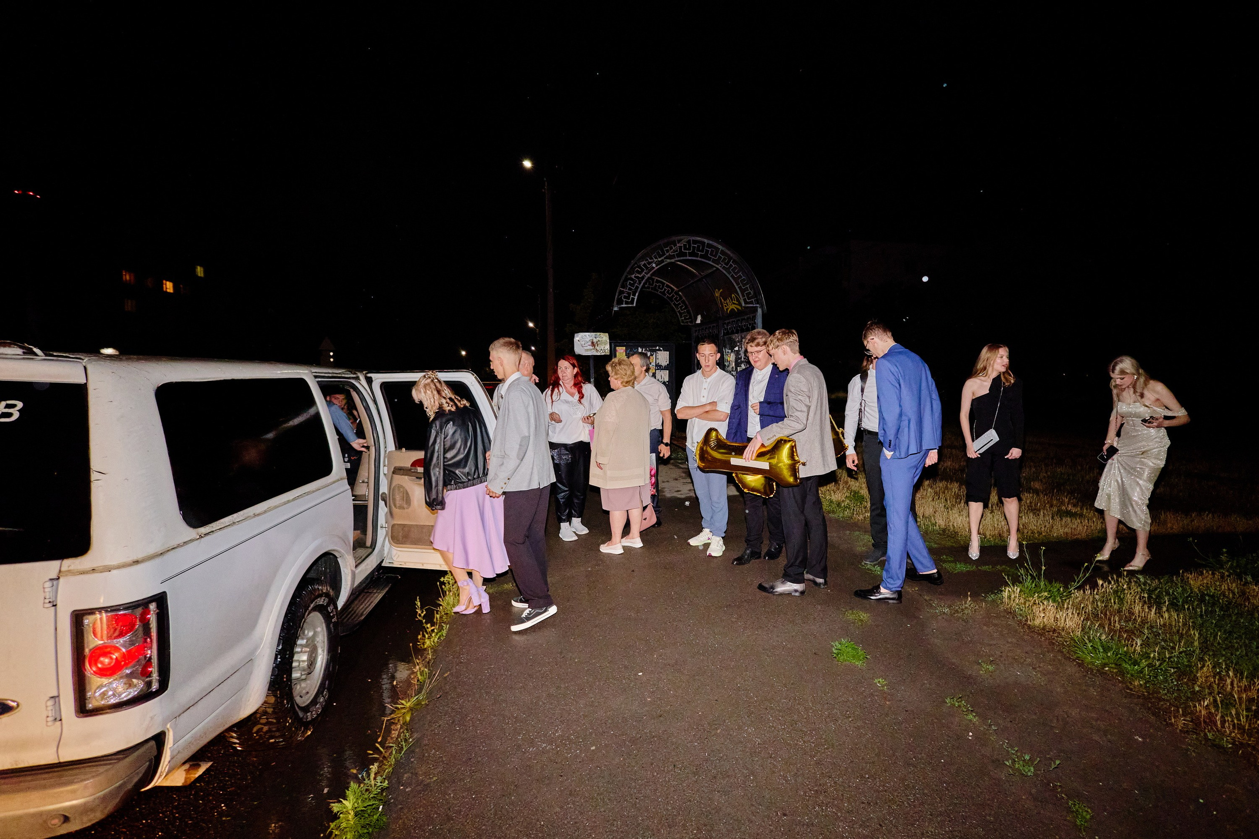 Выпускной 35 Сош. Фотограф Выпускные альбомы Таганрог Сергей Коробченко