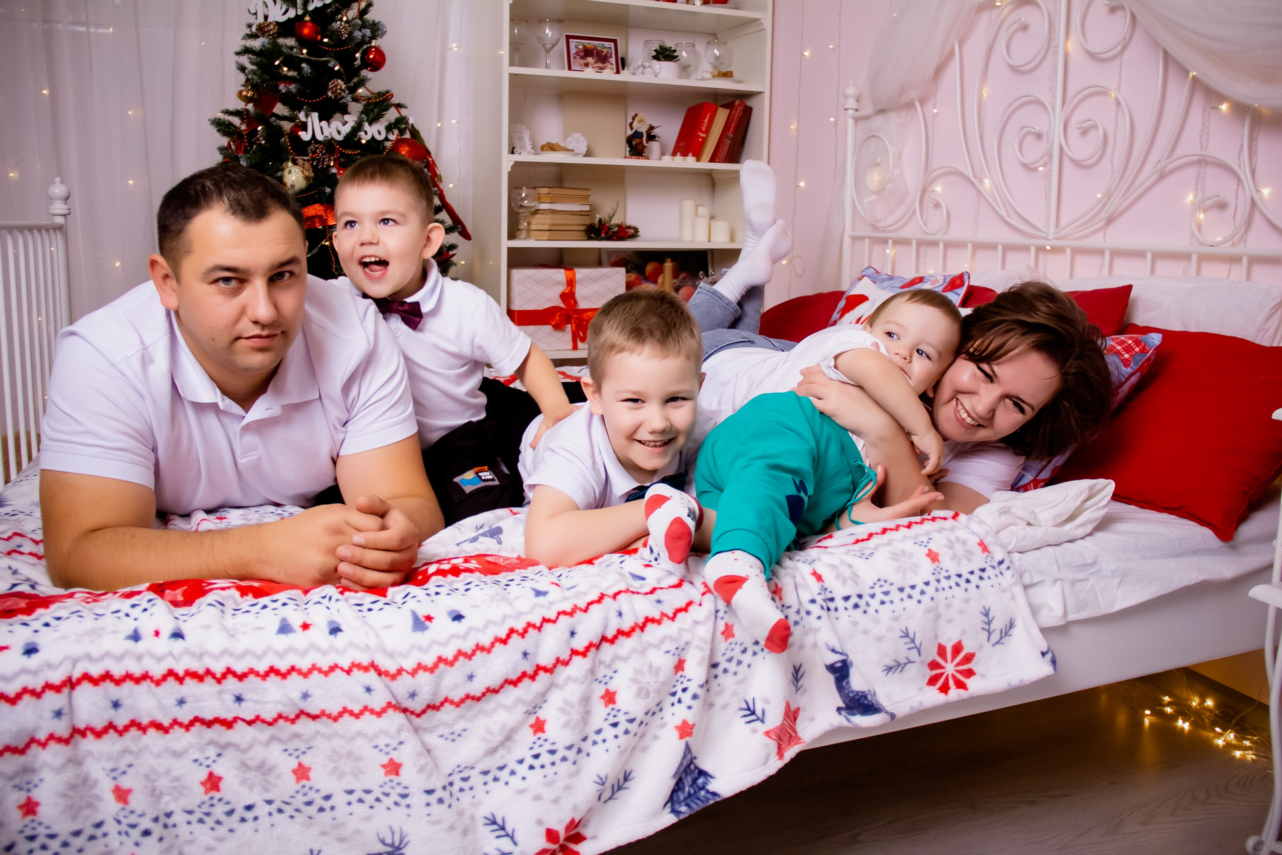 Семья Харитоновых. Семейный фотограф в р. п. Маслянино Саишева Мария