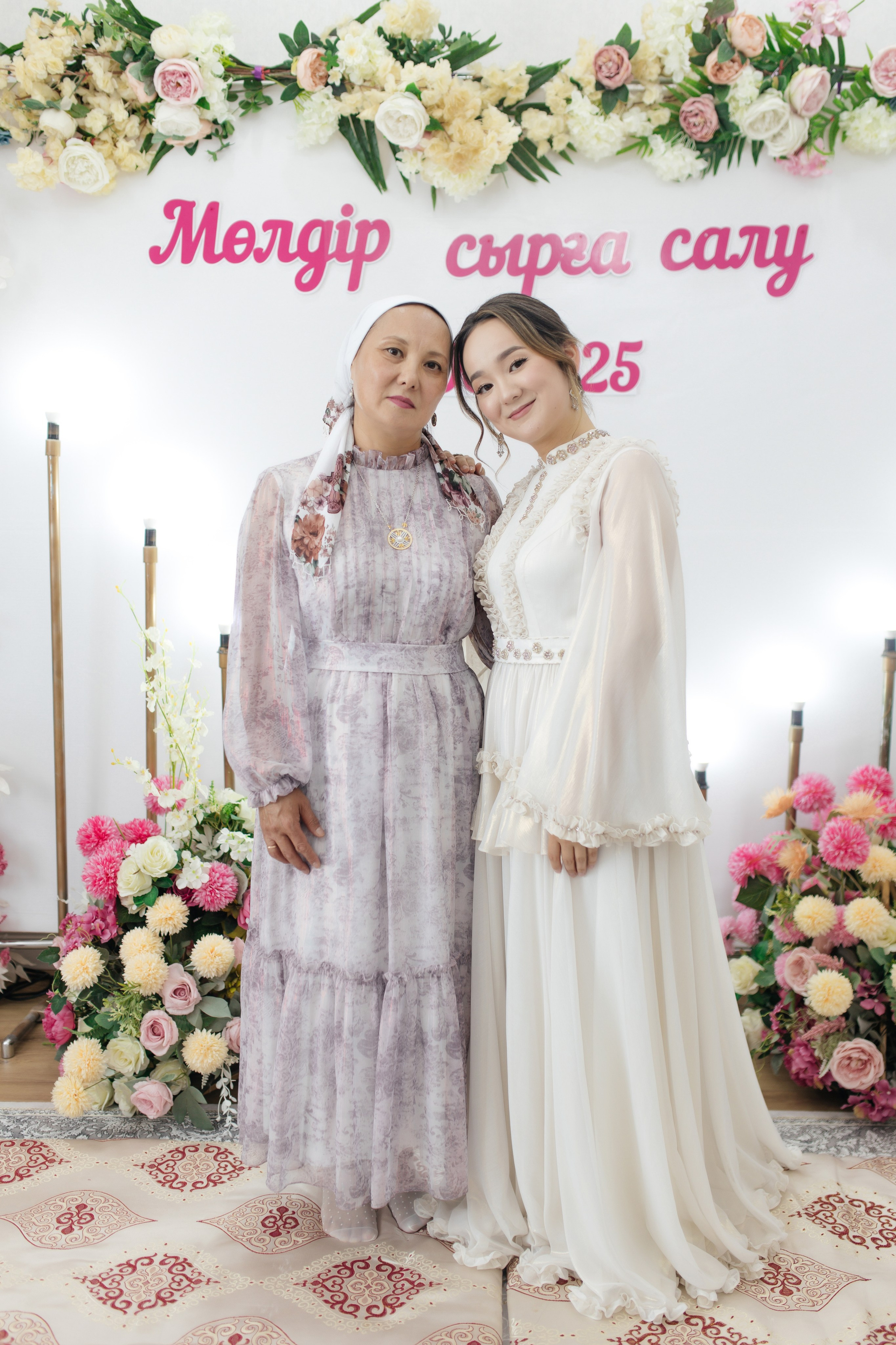 Moldir — syrğa salu. Wedding and Love story Photographer